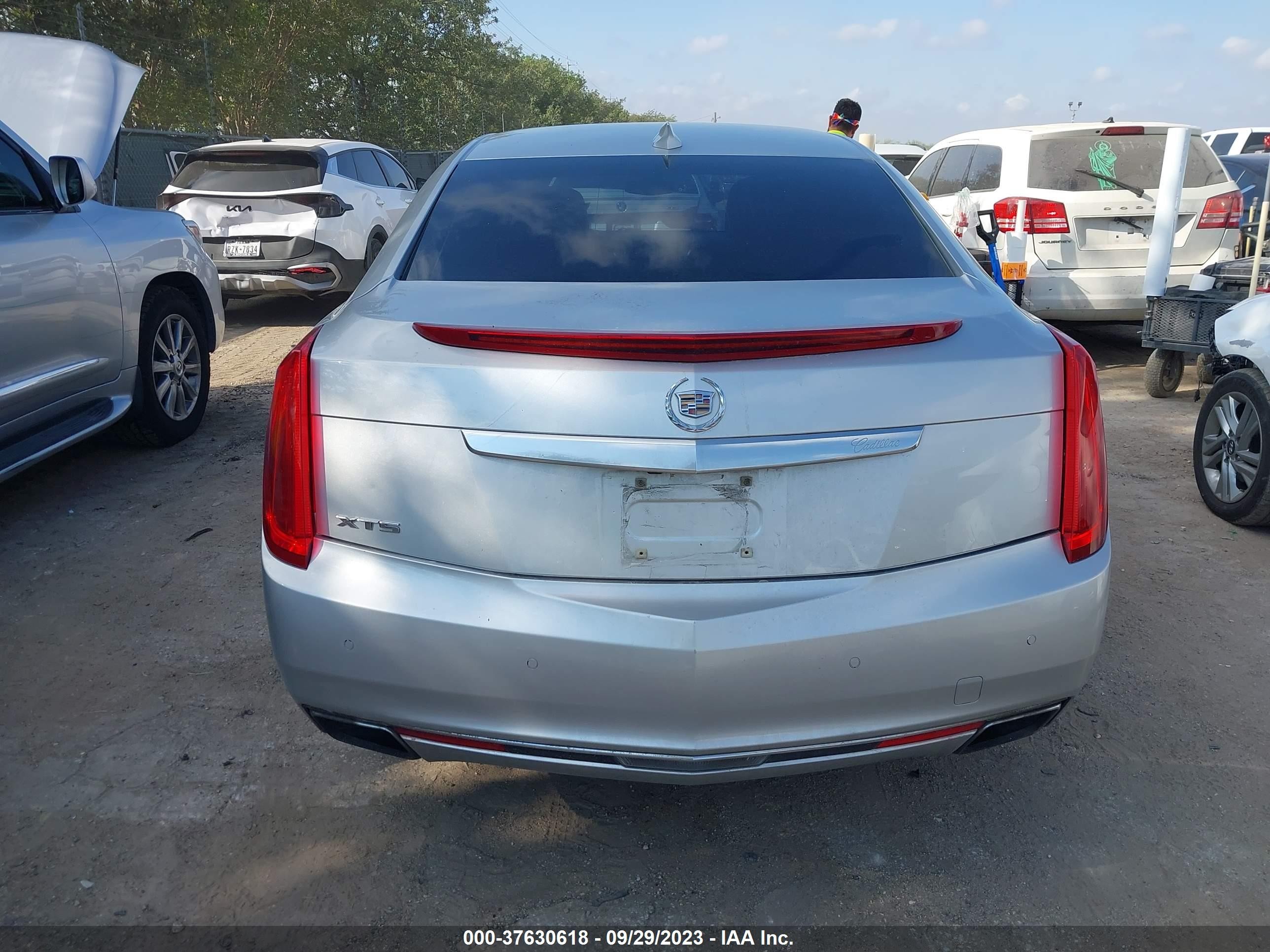 Photo 16 VIN: 2G61M5S32F9131574 - CADILLAC XTS 