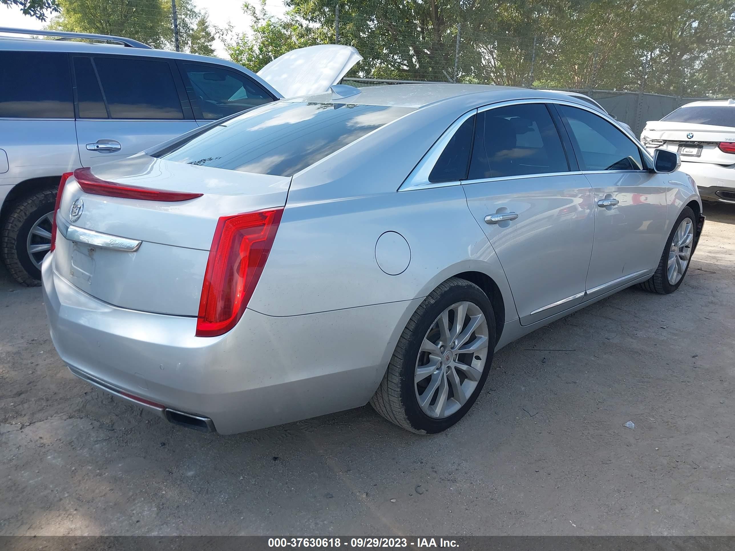 Photo 3 VIN: 2G61M5S32F9131574 - CADILLAC XTS 