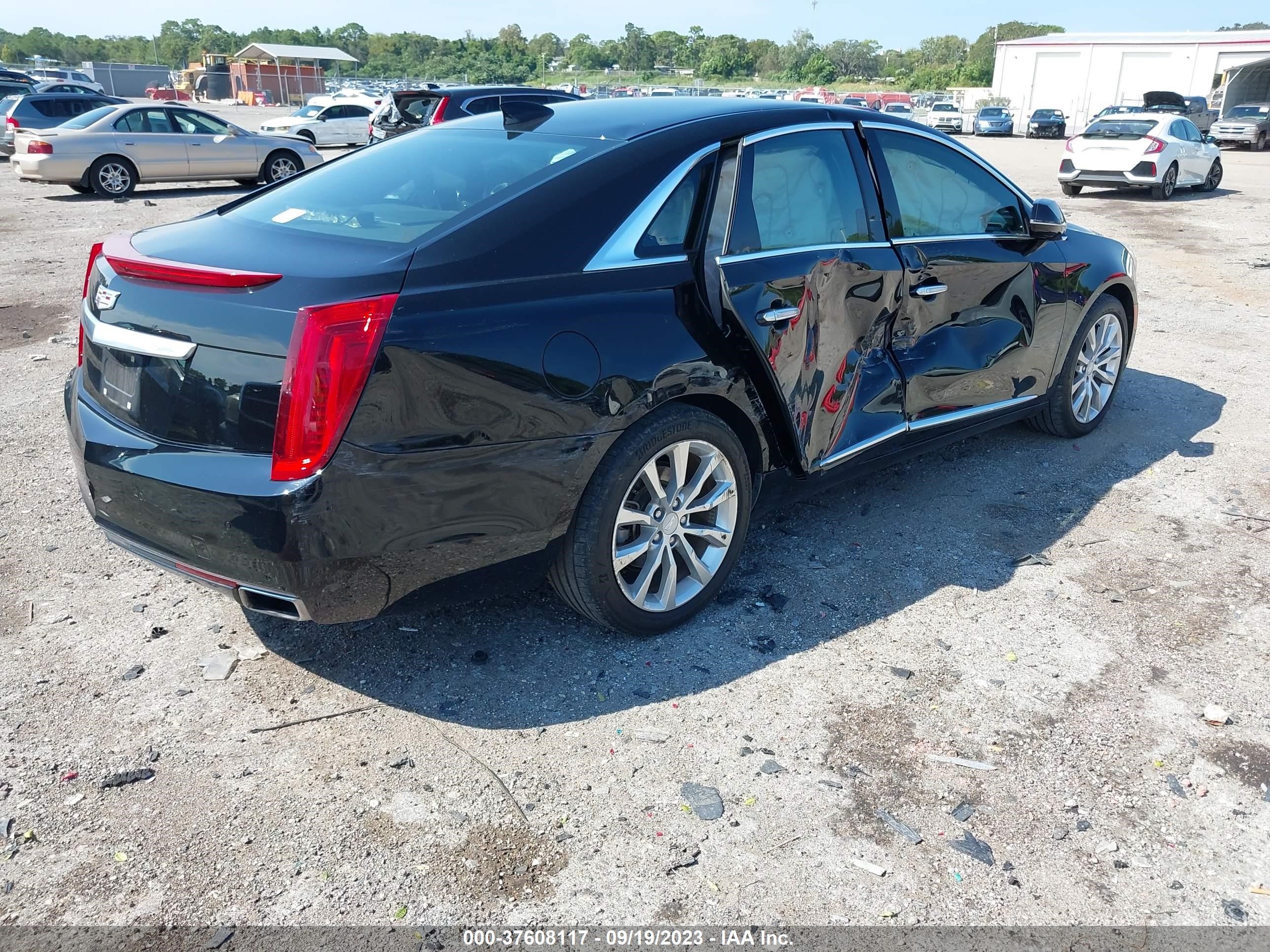 Photo 3 VIN: 2G61M5S32G9131236 - CADILLAC XTS 