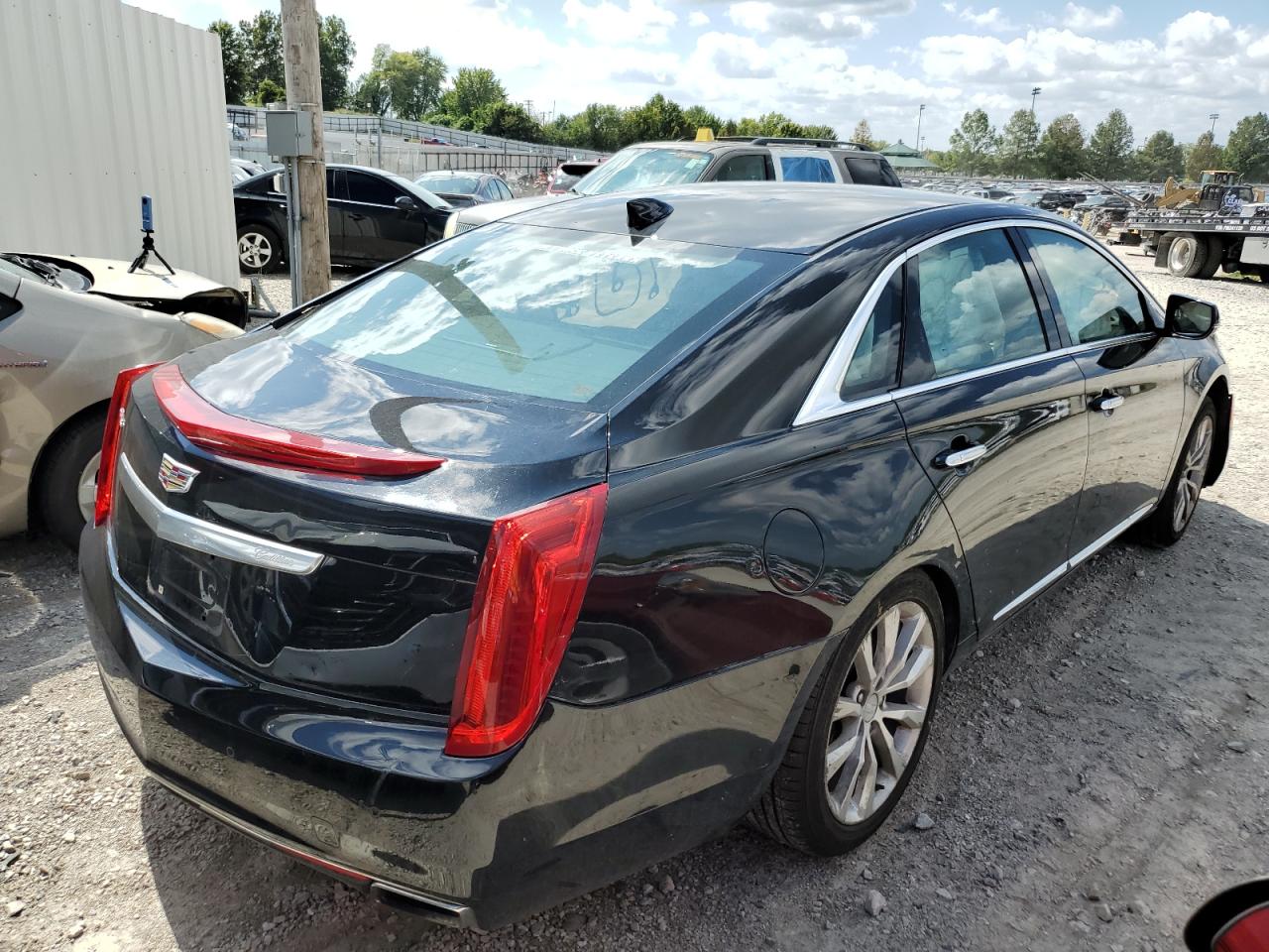 Photo 2 VIN: 2G61M5S36H9162099 - CADILLAC XTS 