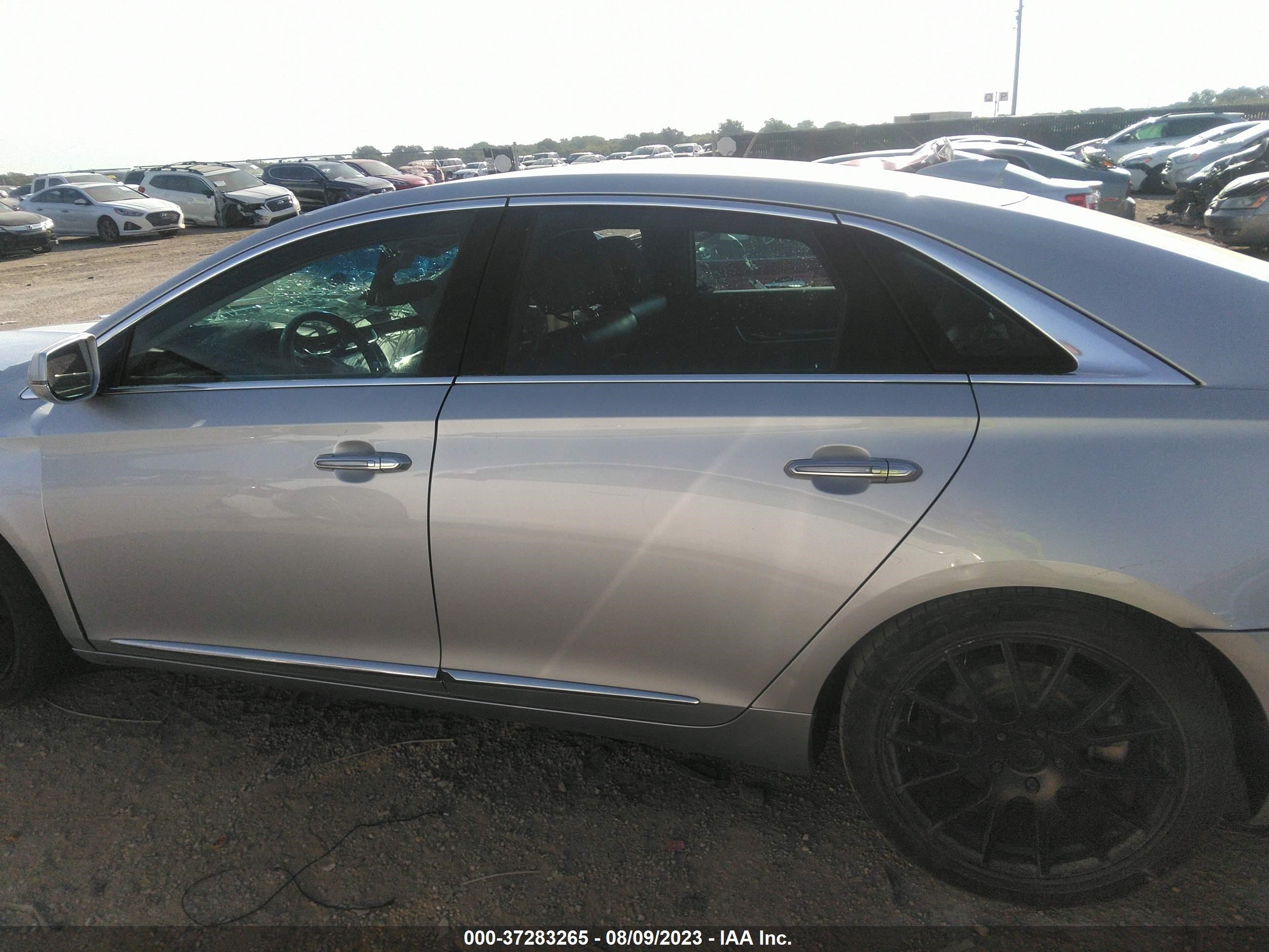 Photo 12 VIN: 2G61M5S37H9107838 - CADILLAC XTS 