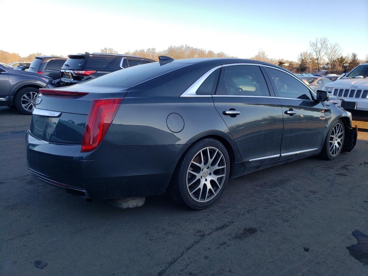 Photo 2 VIN: 2G61M5S37H9175475 - CADILLAC XTS 