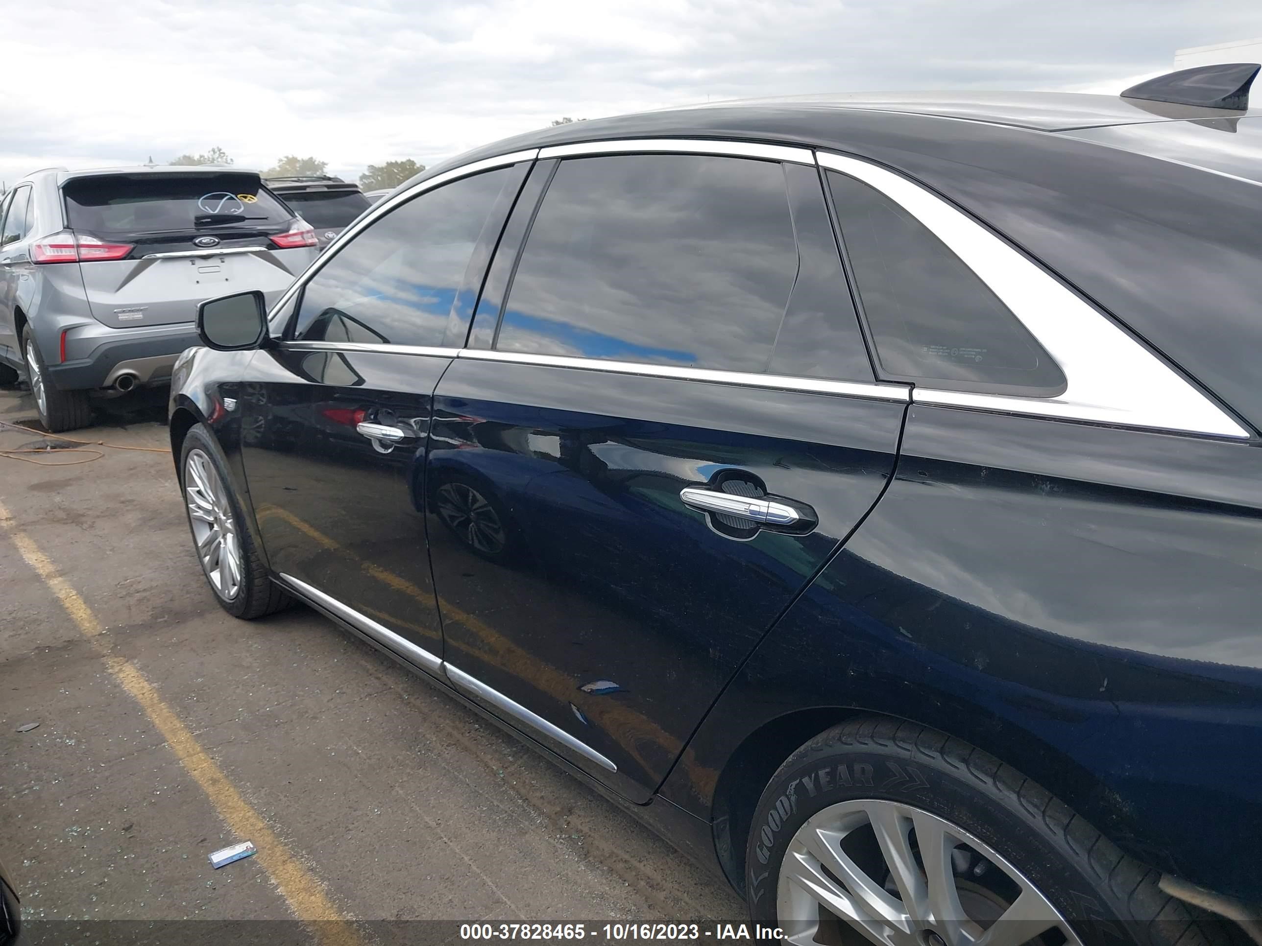 Photo 14 VIN: 2G61M5S38K9153783 - CADILLAC XTS 