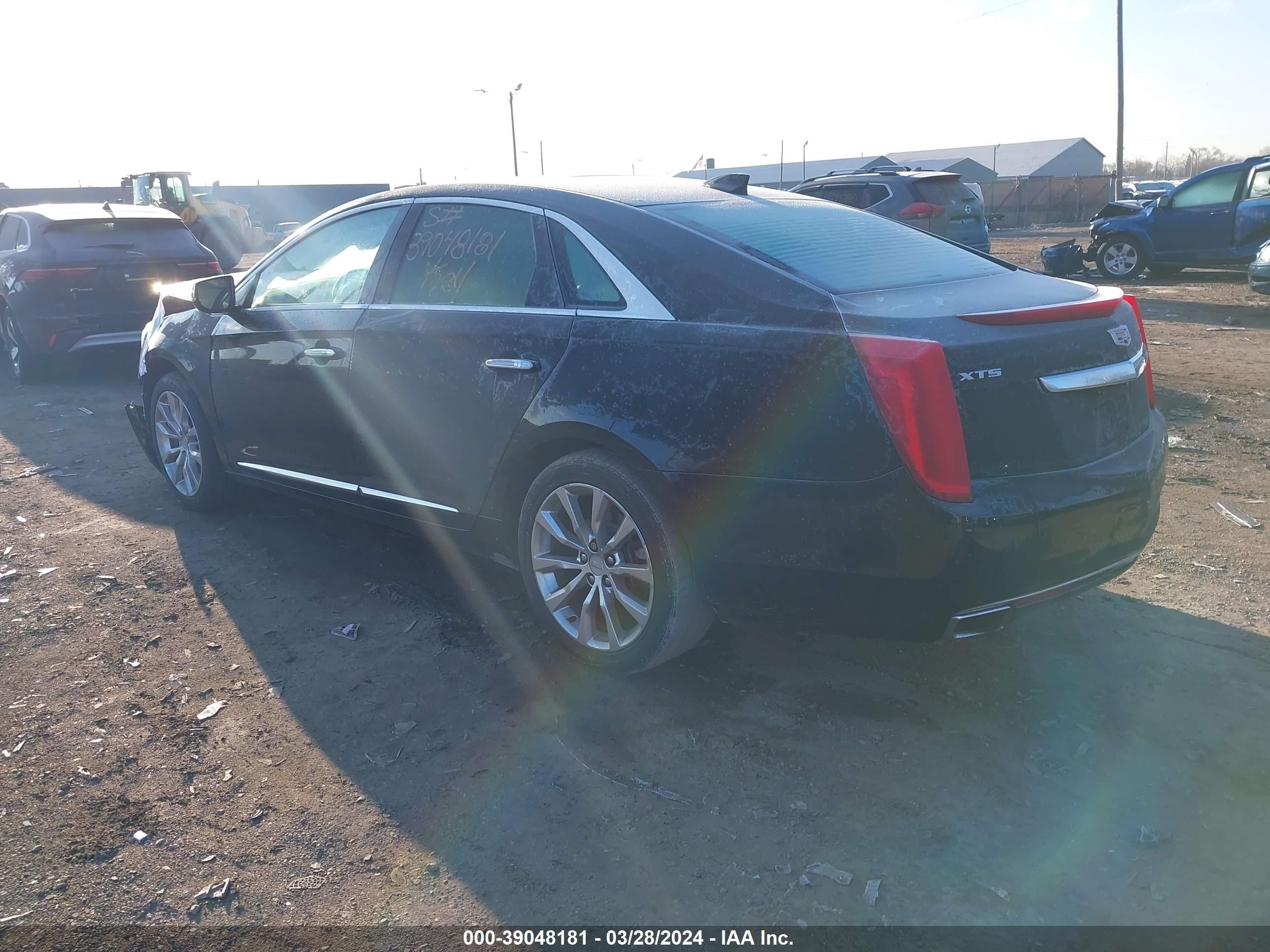 Photo 2 VIN: 2G61M5S3XG9176361 - CADILLAC XTS 