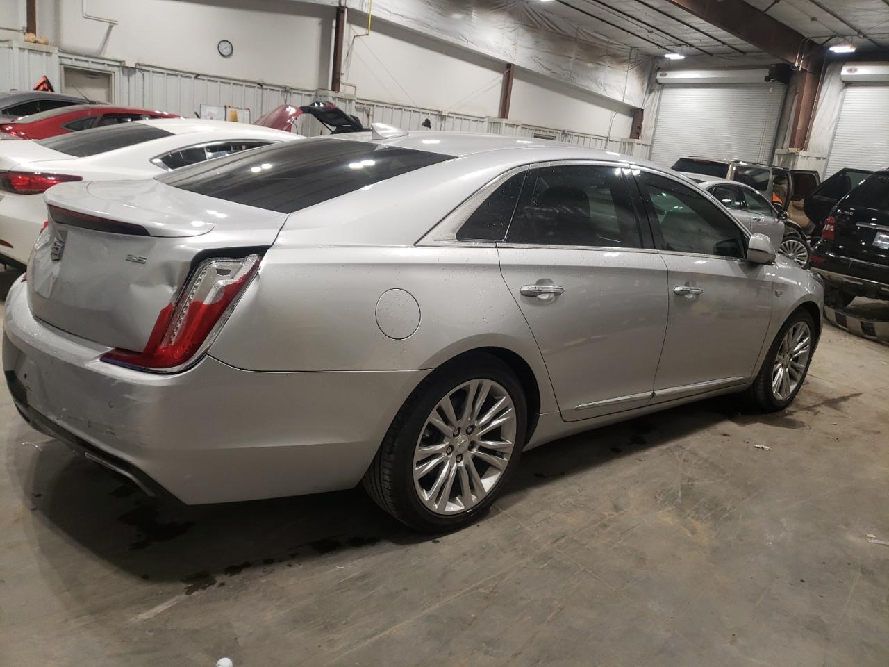 Photo 2 VIN: 2G61M5S3XJ9131962 - CADILLAC XTS 