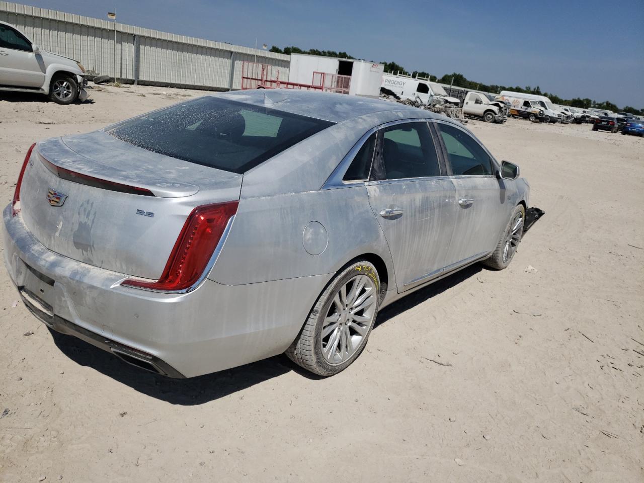 Photo 2 VIN: 2G61M5S3XJ9145277 - CADILLAC XTS 