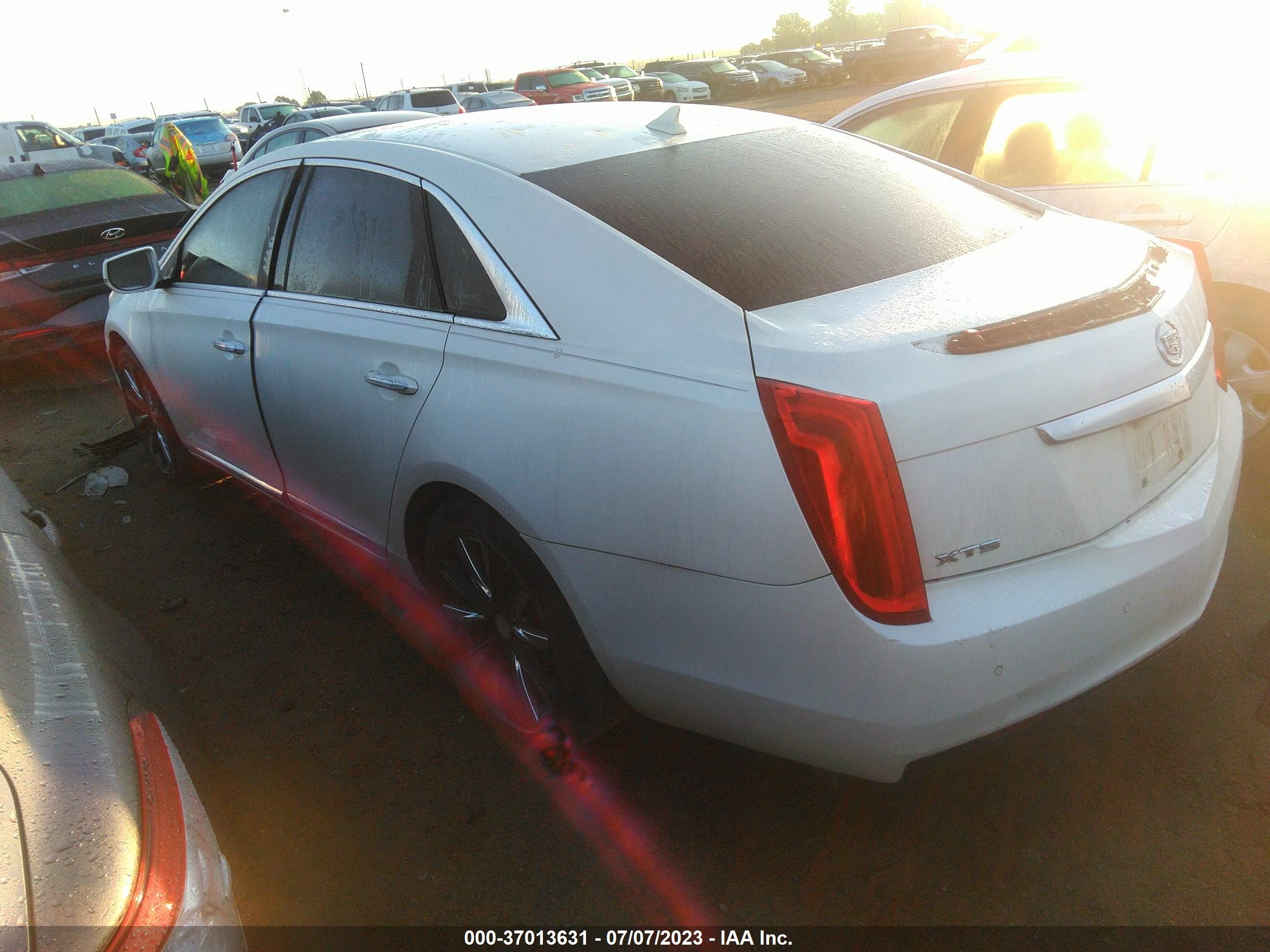 Photo 2 VIN: 2G61N5S34D9193780 - CADILLAC XTS 