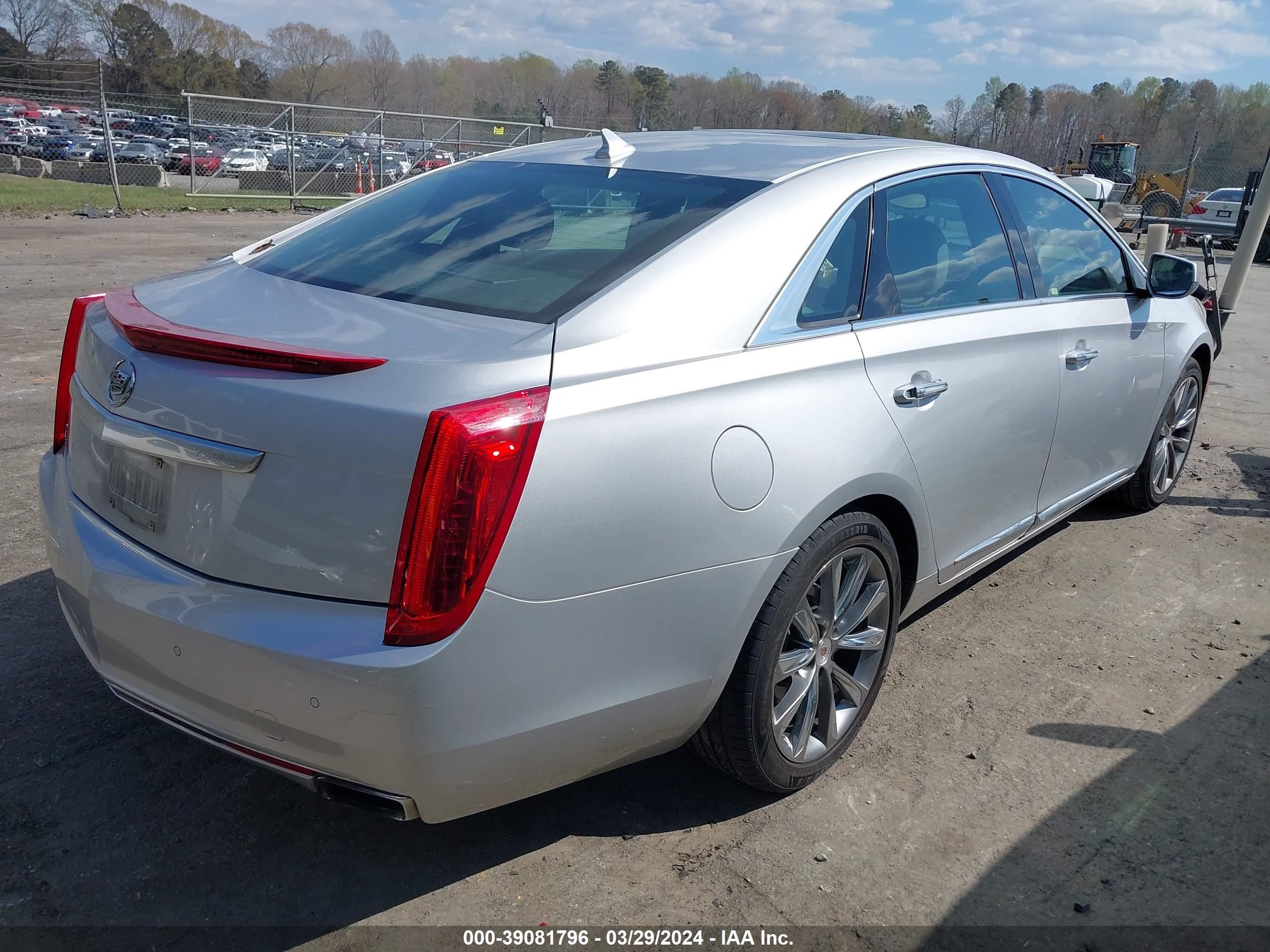 Photo 3 VIN: 2G61P5S32D9183307 - CADILLAC XTS 