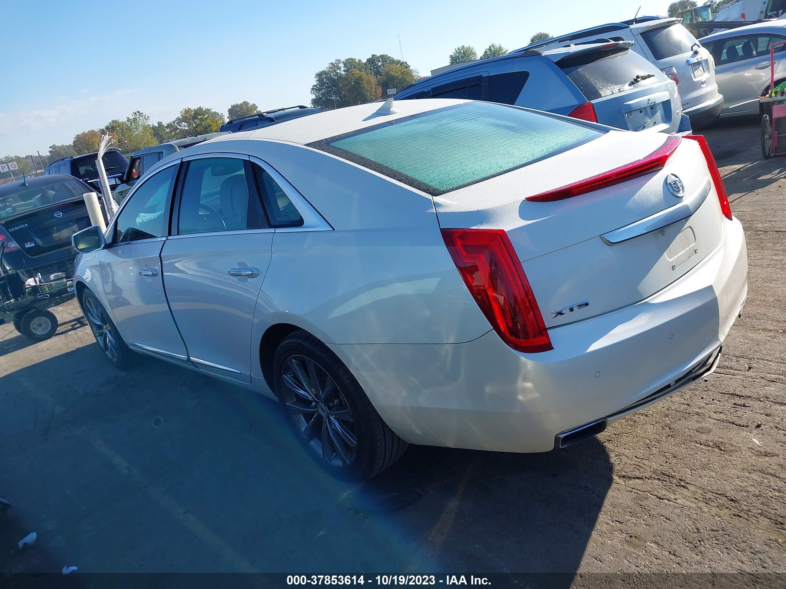 Photo 2 VIN: 2G61P5S34D9192882 - CADILLAC XTS 