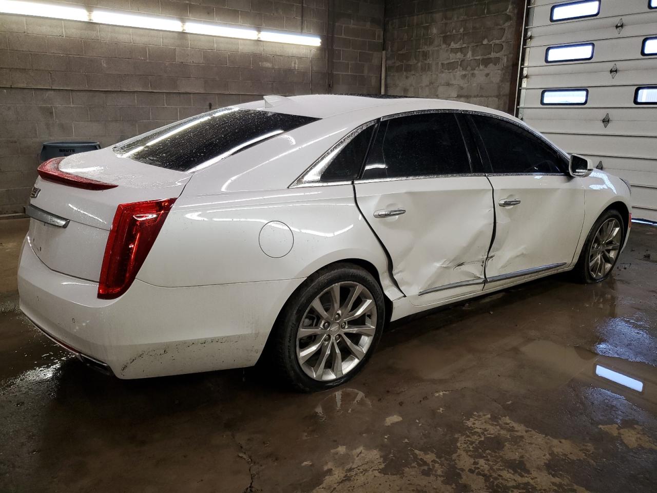 Photo 2 VIN: 2G61P5S34G9111352 - CADILLAC XTS 