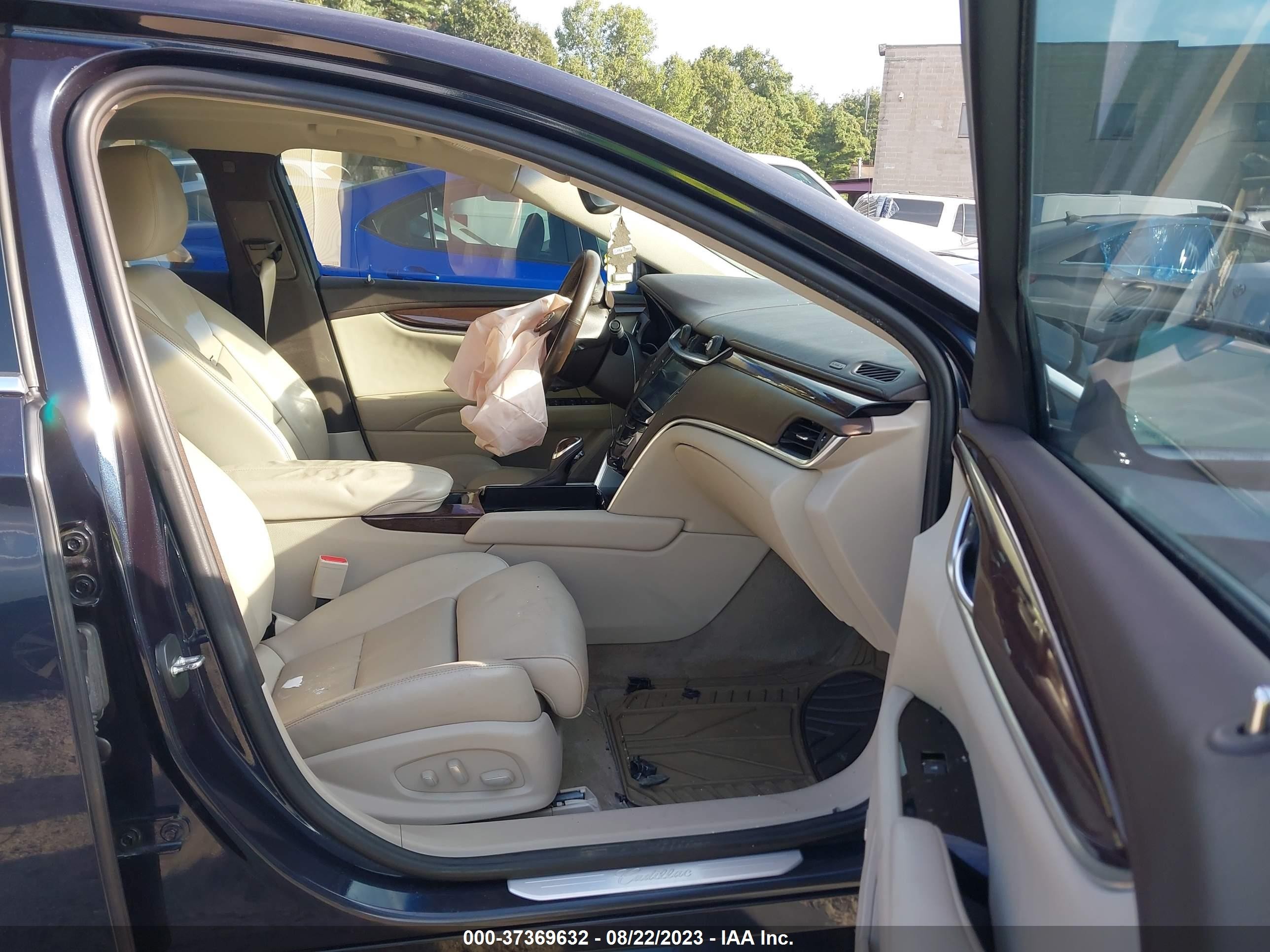 Photo 4 VIN: 2G61P5S36D9167658 - CADILLAC XTS 