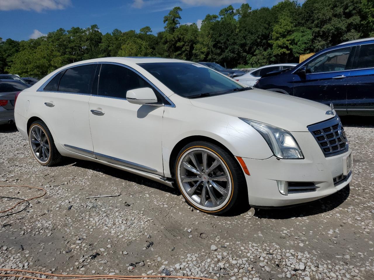 Photo 3 VIN: 2G61P5S36D9210296 - CADILLAC XTS 