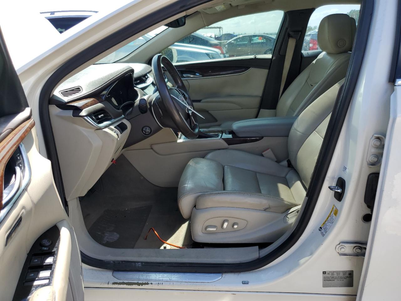 Photo 6 VIN: 2G61P5S36D9210296 - CADILLAC XTS 