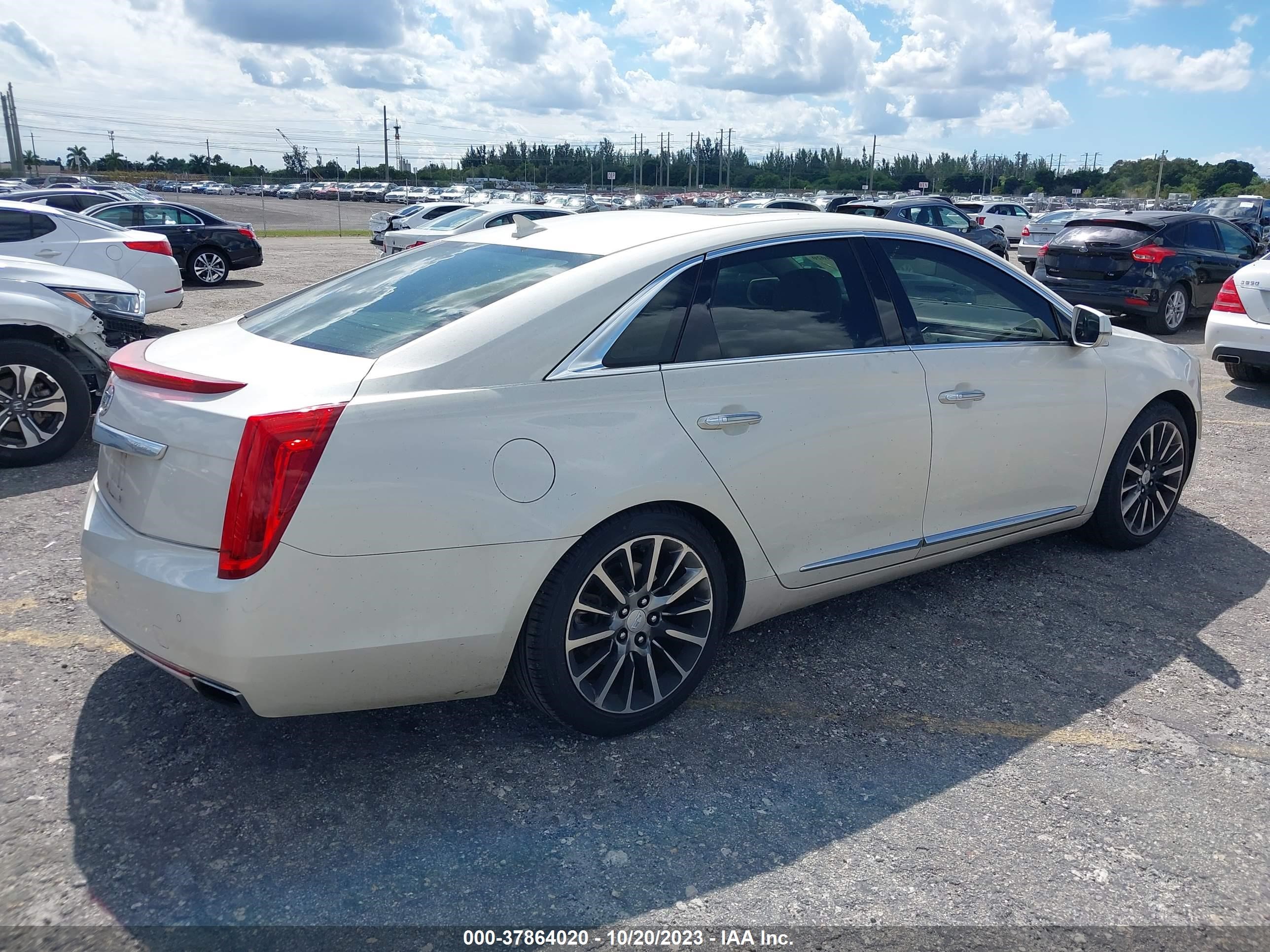 Photo 3 VIN: 2G61S5S35D9101097 - CADILLAC XTS 