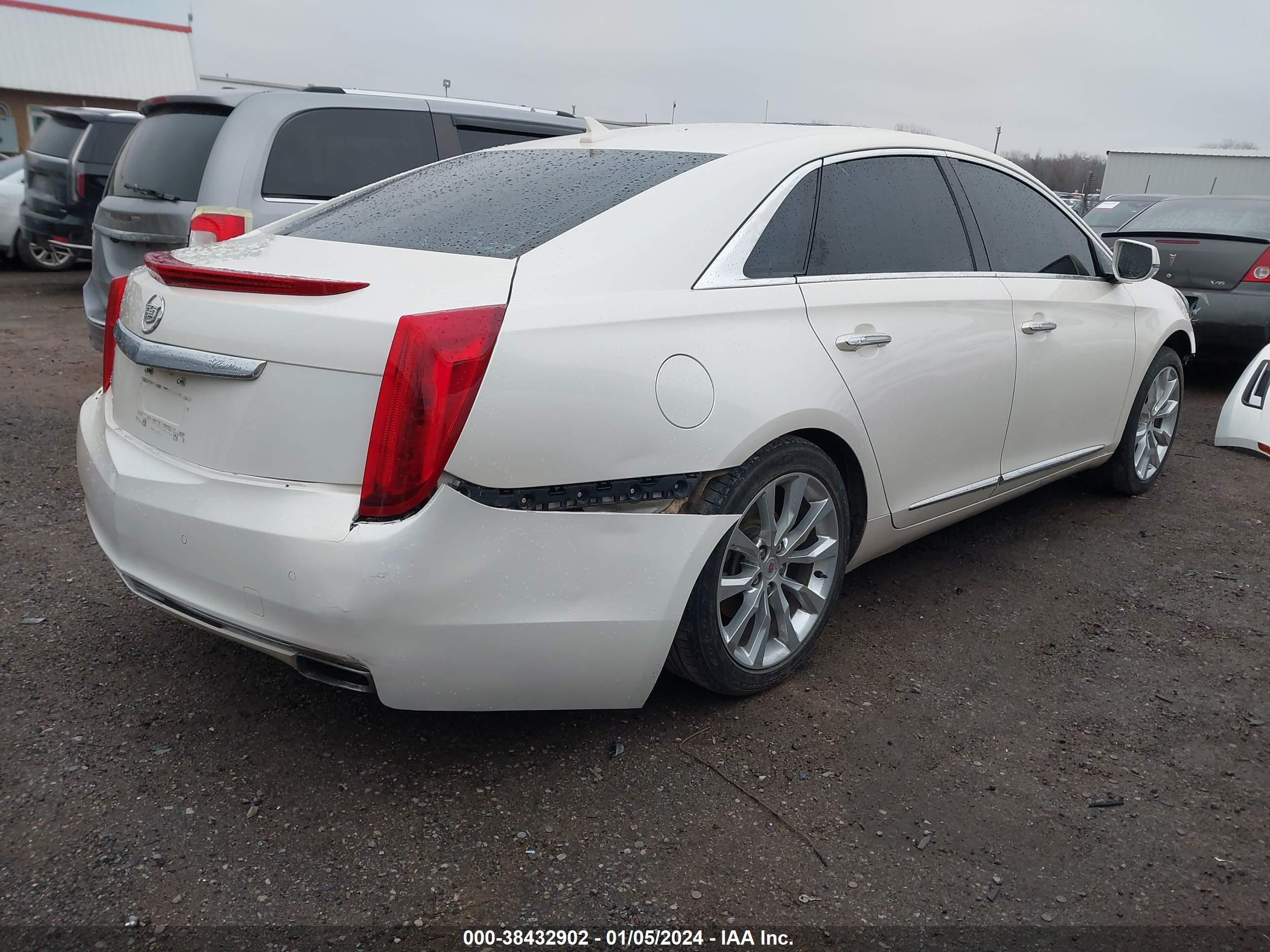 Photo 3 VIN: 2G61S5S38D9145708 - CADILLAC XTS 