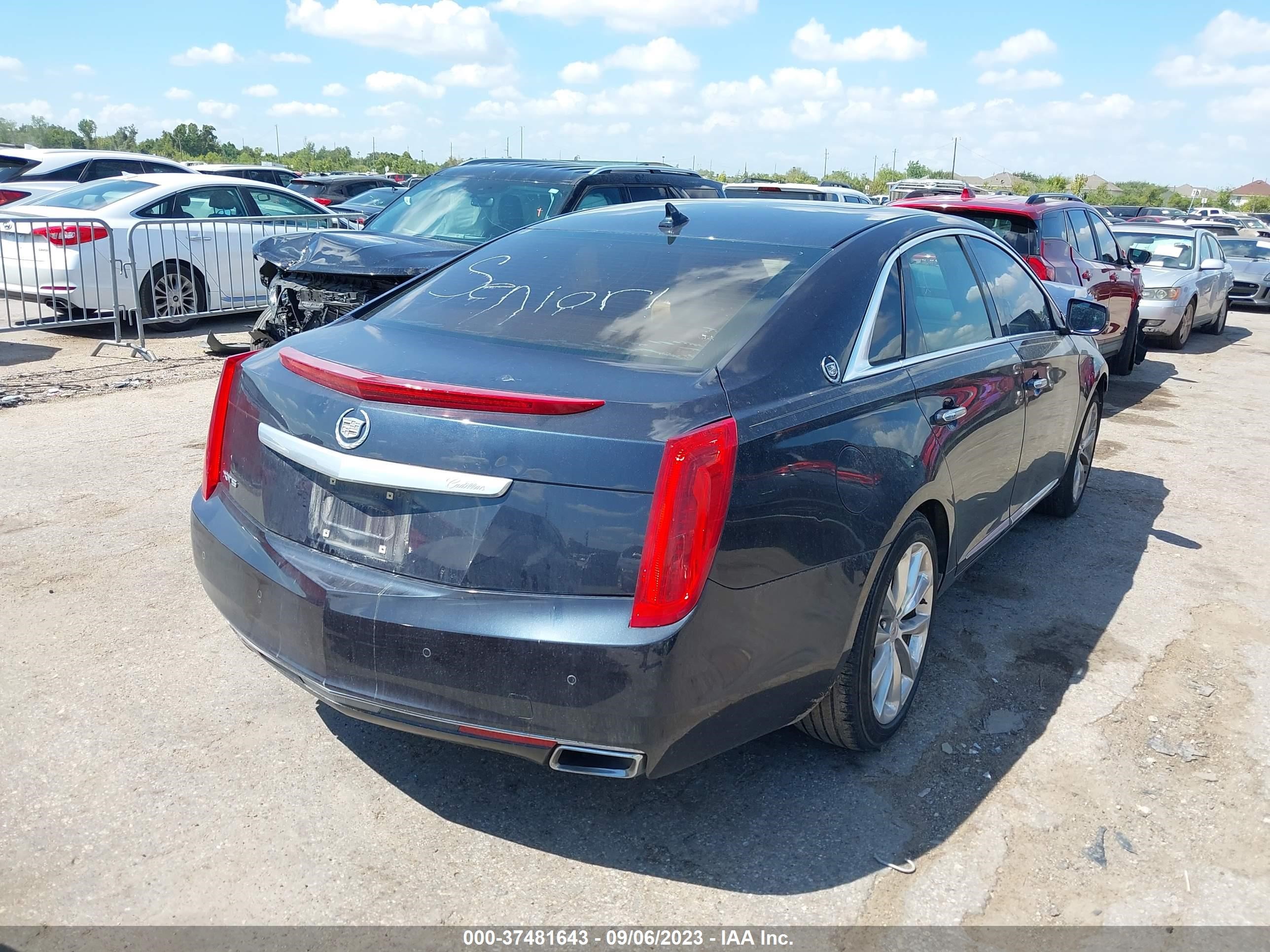 Photo 3 VIN: 2G61S5S39D9190625 - CADILLAC XTS 