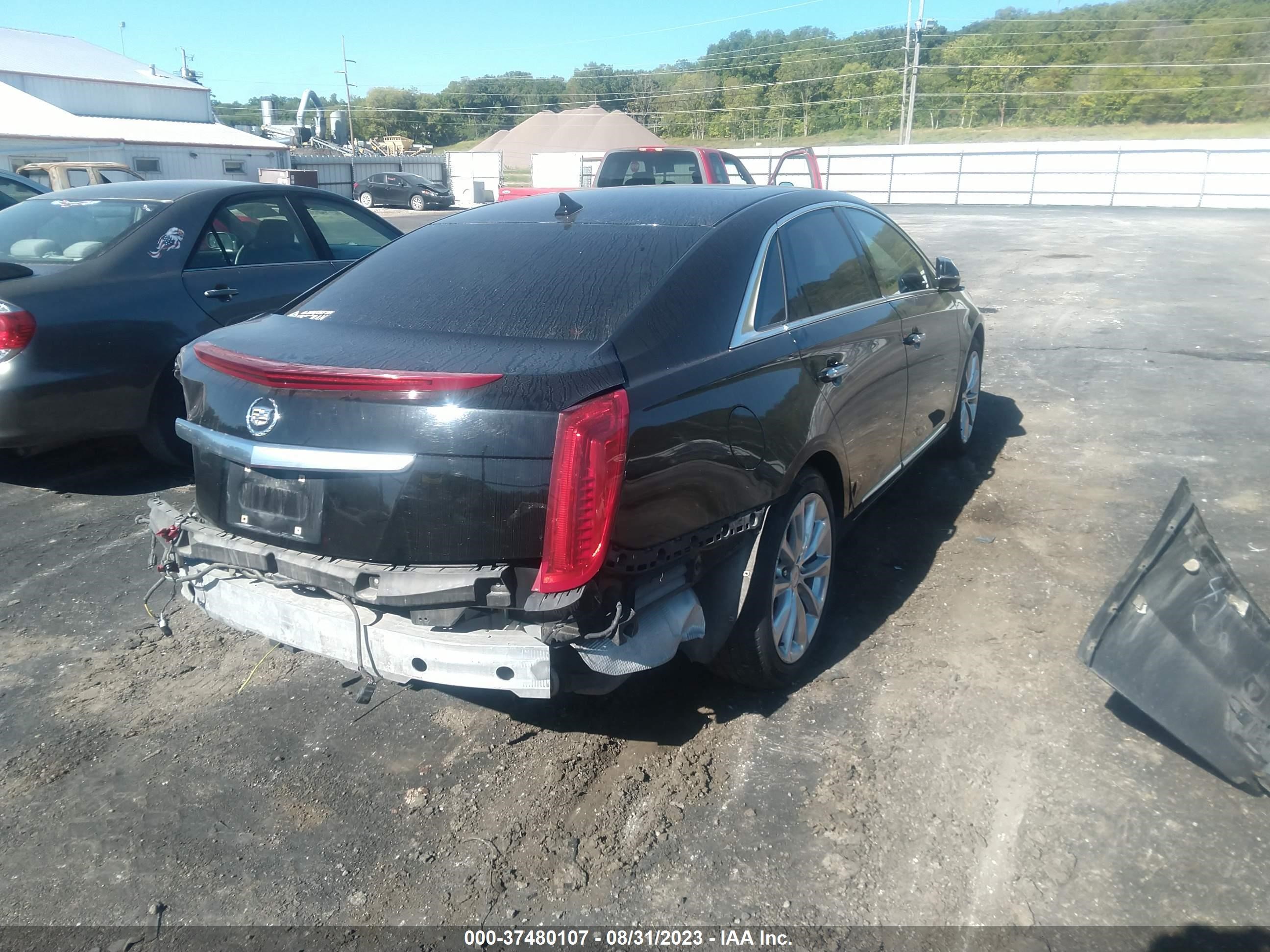 Photo 3 VIN: 2G61S5S3XD9214110 - CADILLAC XTS 