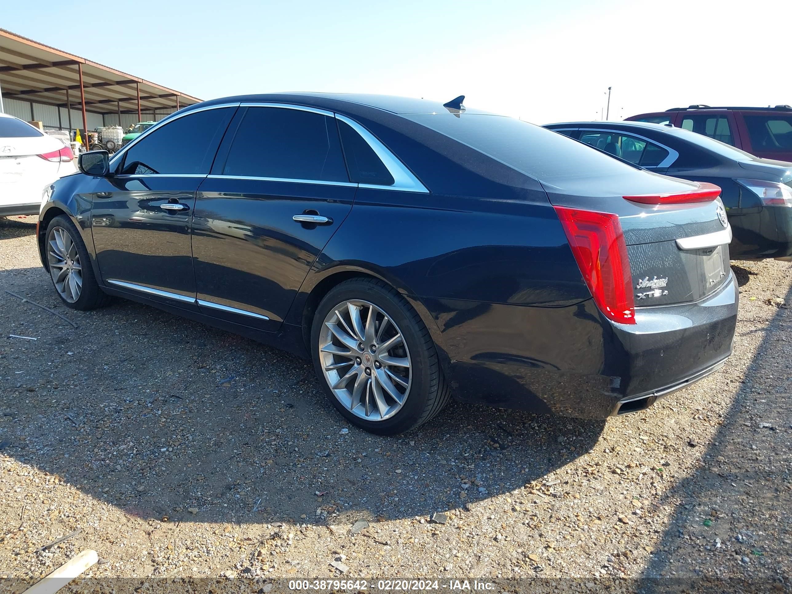 Photo 2 VIN: 2G61V5S31D9218585 - CADILLAC XTS 