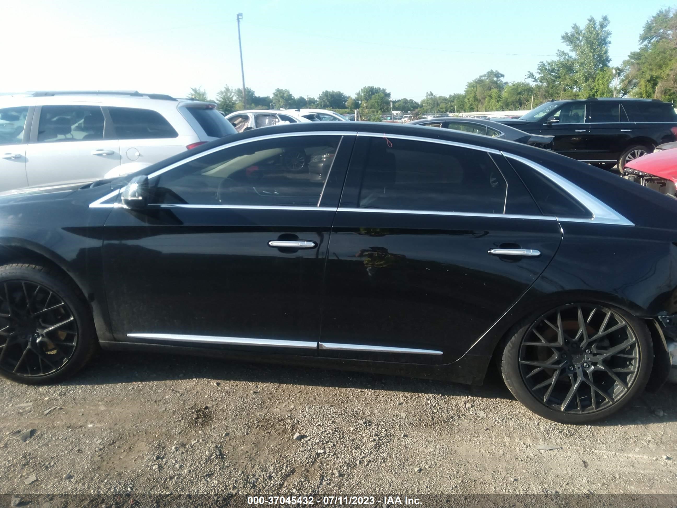 Photo 13 VIN: 2G61V5S84E9125976 - CADILLAC XTS 