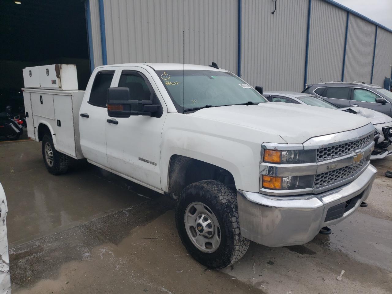 Photo 3 VIN: 2GB2CREG0K1212659 - CHEVROLET SILVERADO 