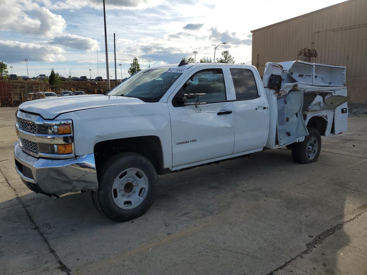 Photo 0 VIN: 2GB2CREG2K1220942 - CHEVROLET SILVERADO 