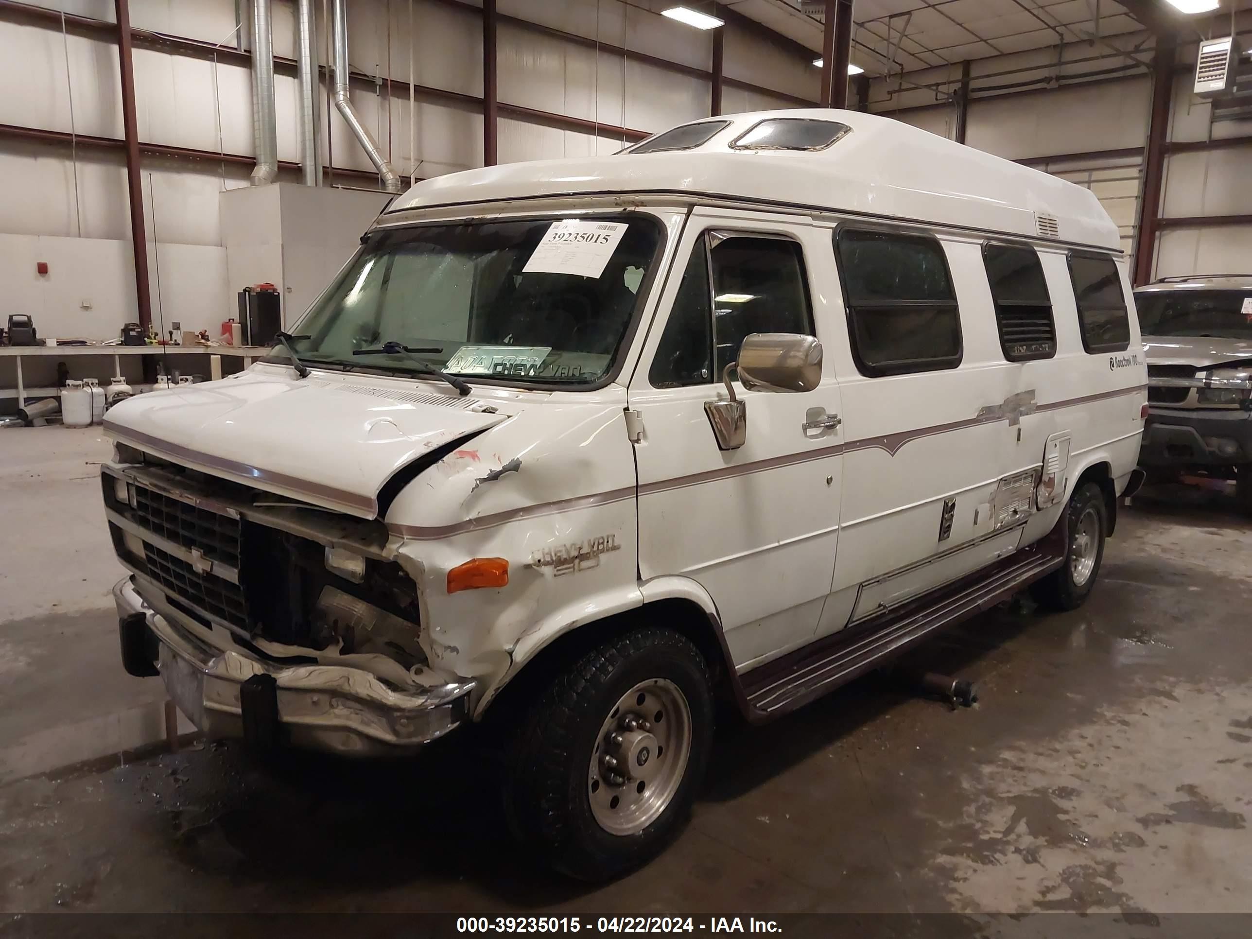 Photo 1 VIN: 2GBGG39K9N4103139 - CHEVROLET VAN 