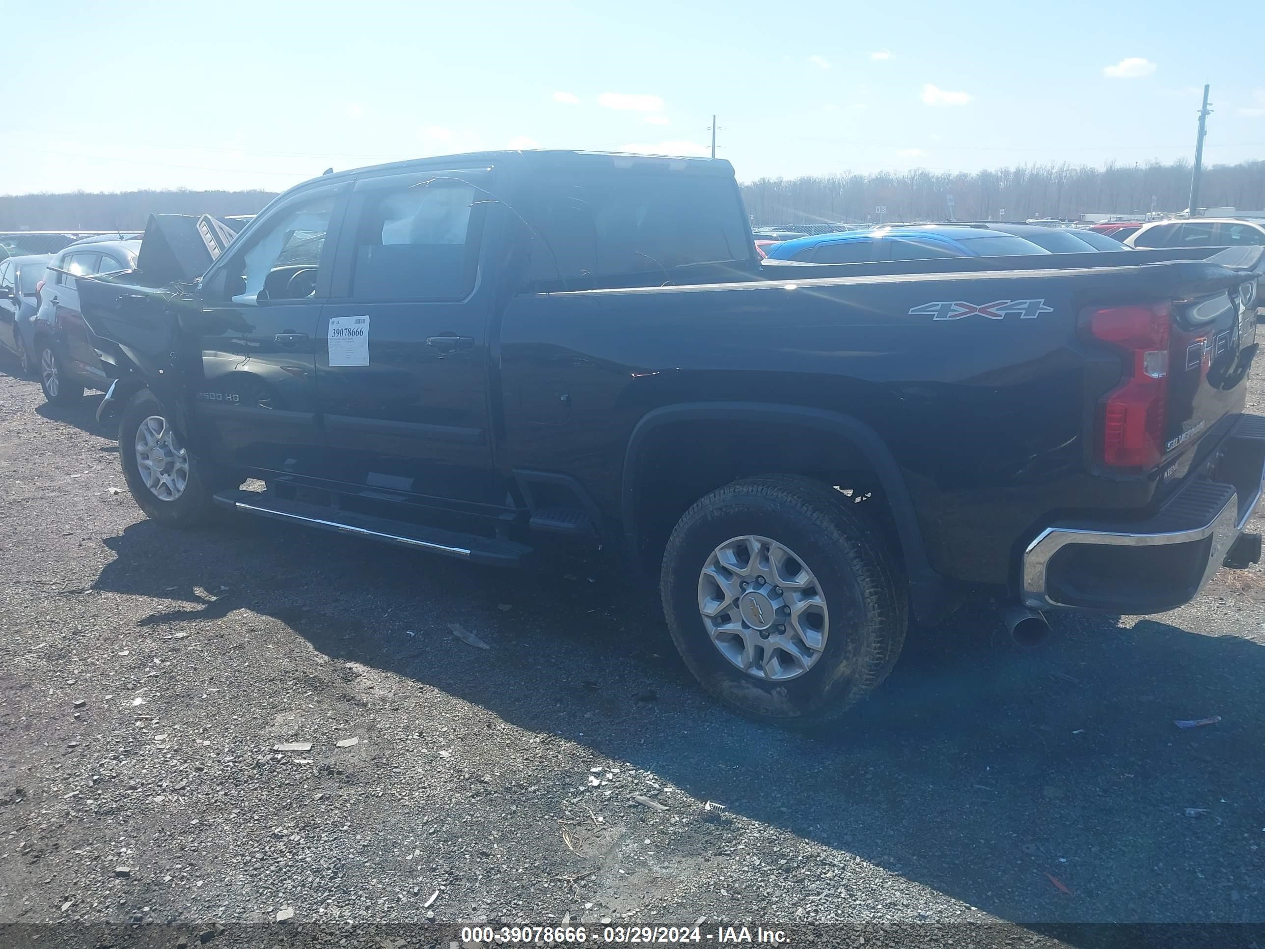 Photo 12 VIN: 2GC1YNE77N1224782 - CHEVROLET SILVERADO 