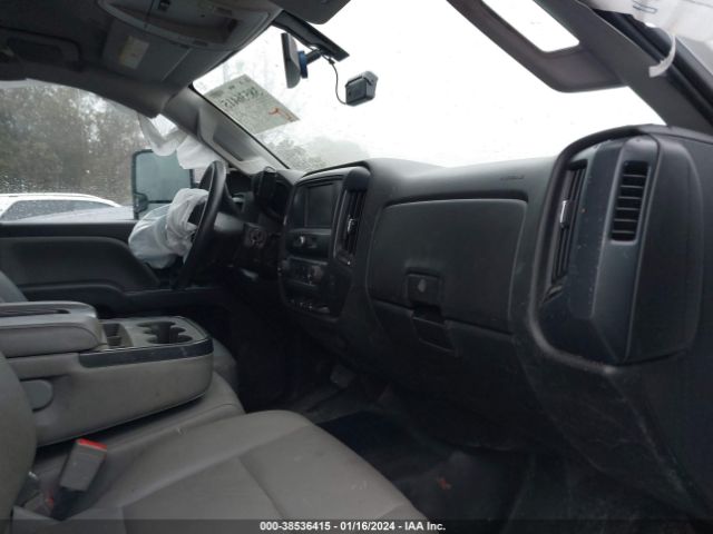 Photo 4 VIN: 2GC2CREGXK1137979 - CHEVROLET SILVERADO 2500HD 