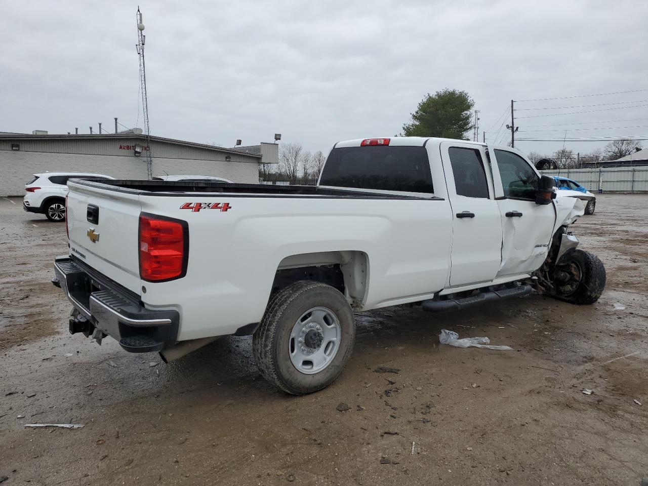 Photo 2 VIN: 2GC2KREG5K1184310 - CHEVROLET SILVERADO 