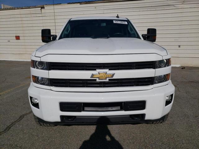 Photo 4 VIN: 2GC2KREG8K1240515 - CHEVROLET SILVERADO 