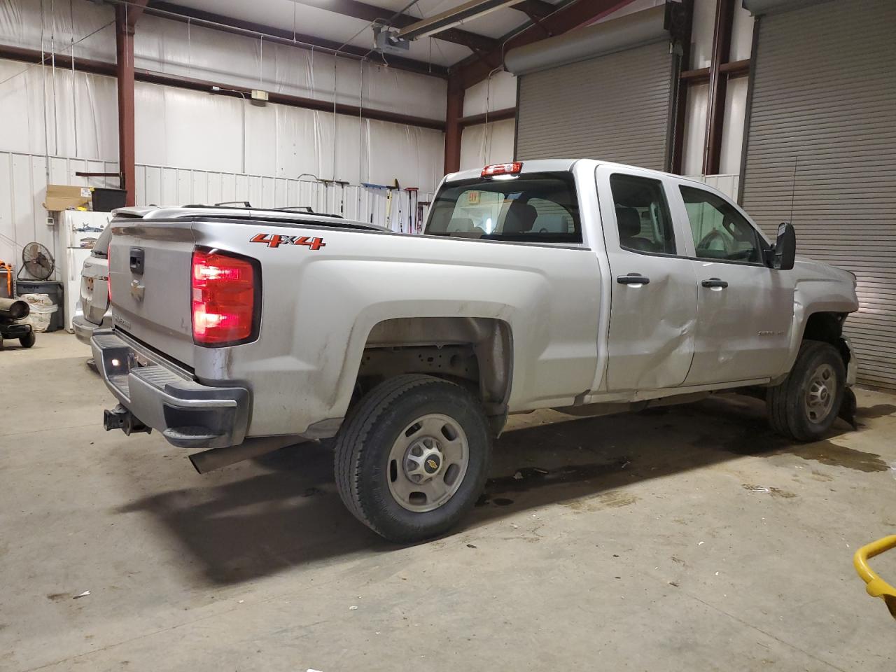 Photo 2 VIN: 2GC2KREG9K1201366 - CHEVROLET SILVERADO 