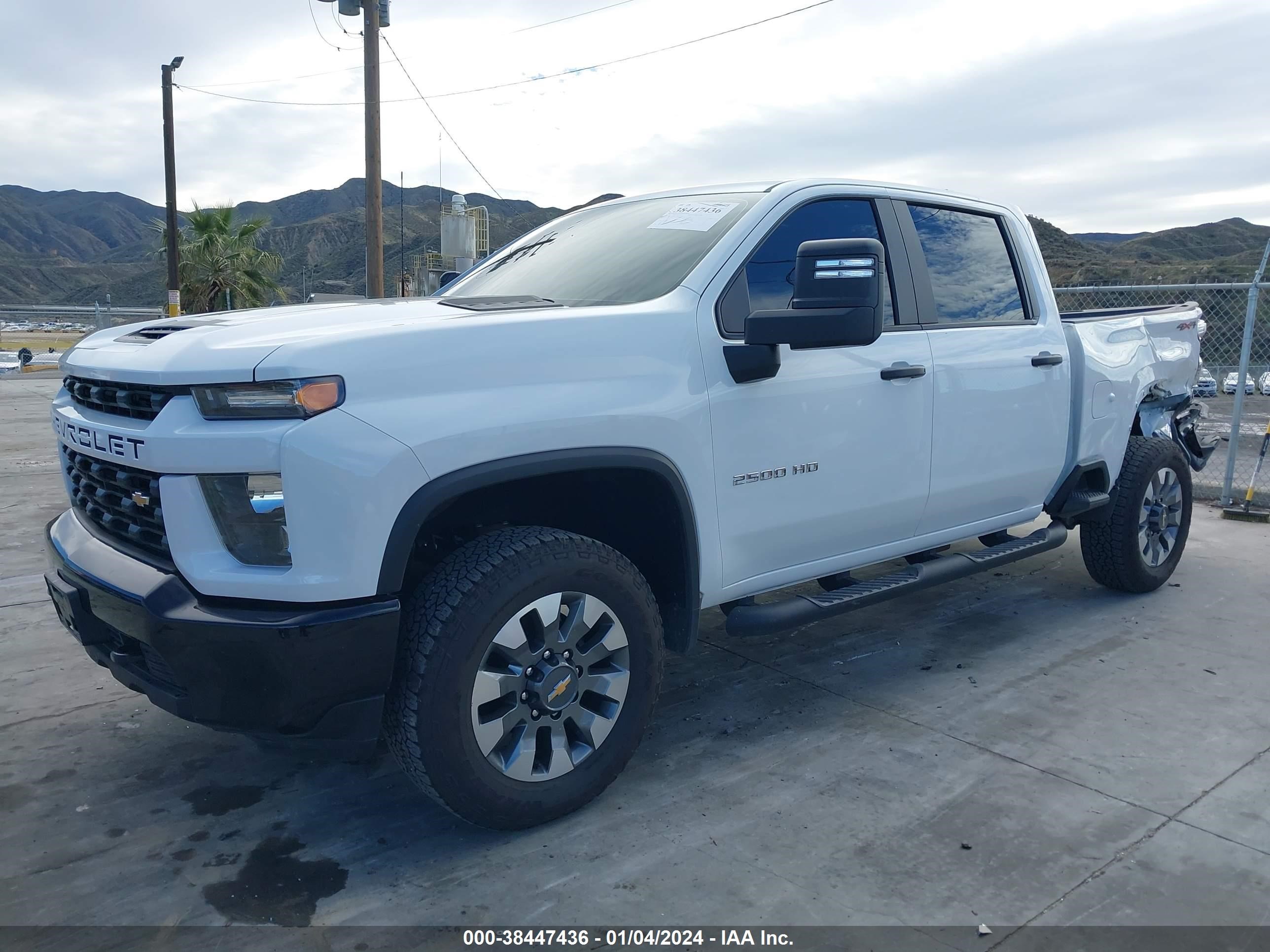 Photo 1 VIN: 2GC4YME70P1728648 - CHEVROLET SILVERADO 