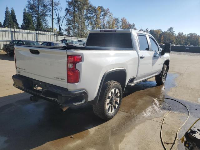 Photo 2 VIN: 2GC4YME79R1155932 - CHEVROLET SILVERADO 