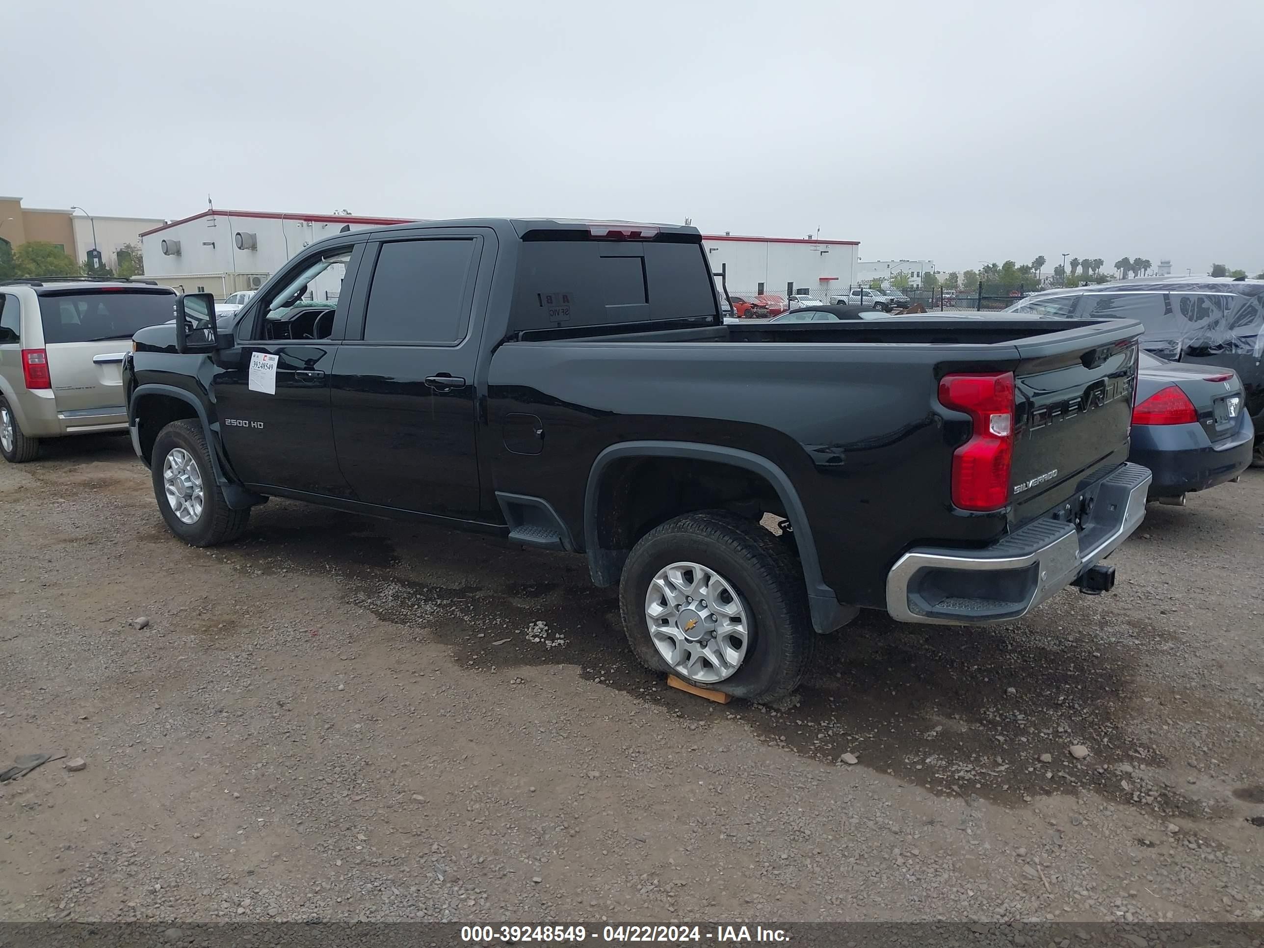 Photo 2 VIN: 2GC4YNE73R1112614 - CHEVROLET SILVERADO 