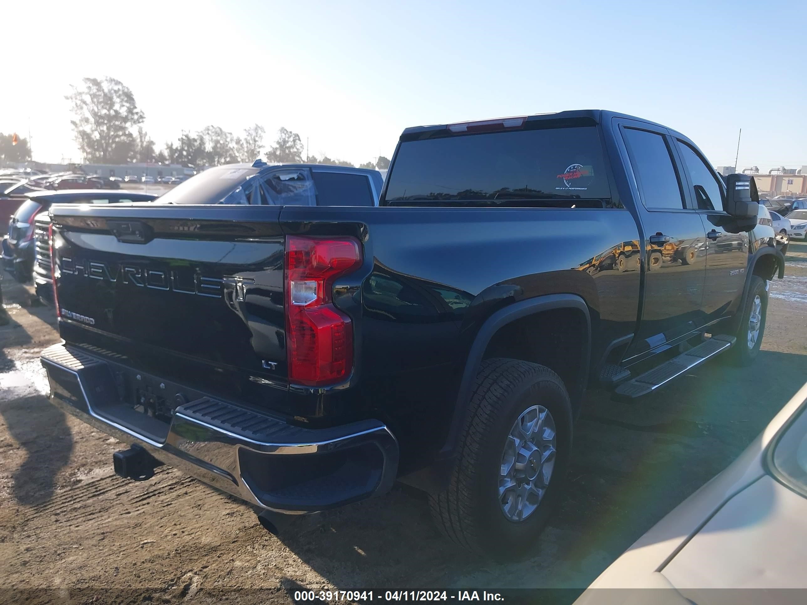 Photo 3 VIN: 2GC4YNE76R1115538 - CHEVROLET SILVERADO HD 