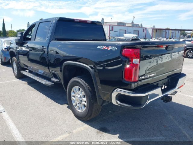 Photo 2 VIN: 2GC4YNE76R1115538 - CHEVROLET SILVERADO HD 