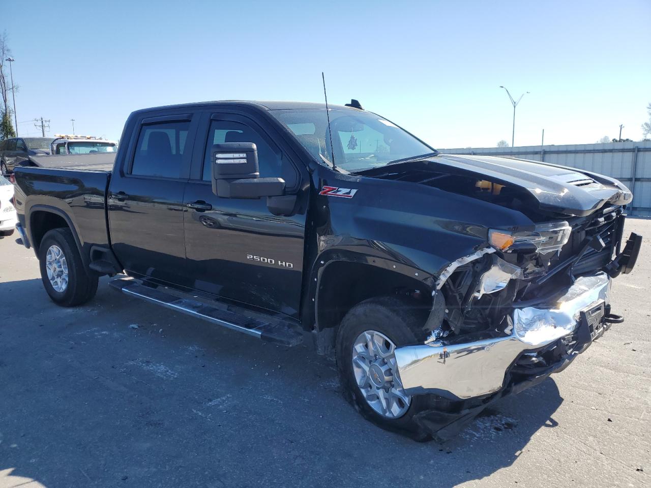 Photo 3 VIN: 2GC4YNE78N1203517 - CHEVROLET SILVERADO 