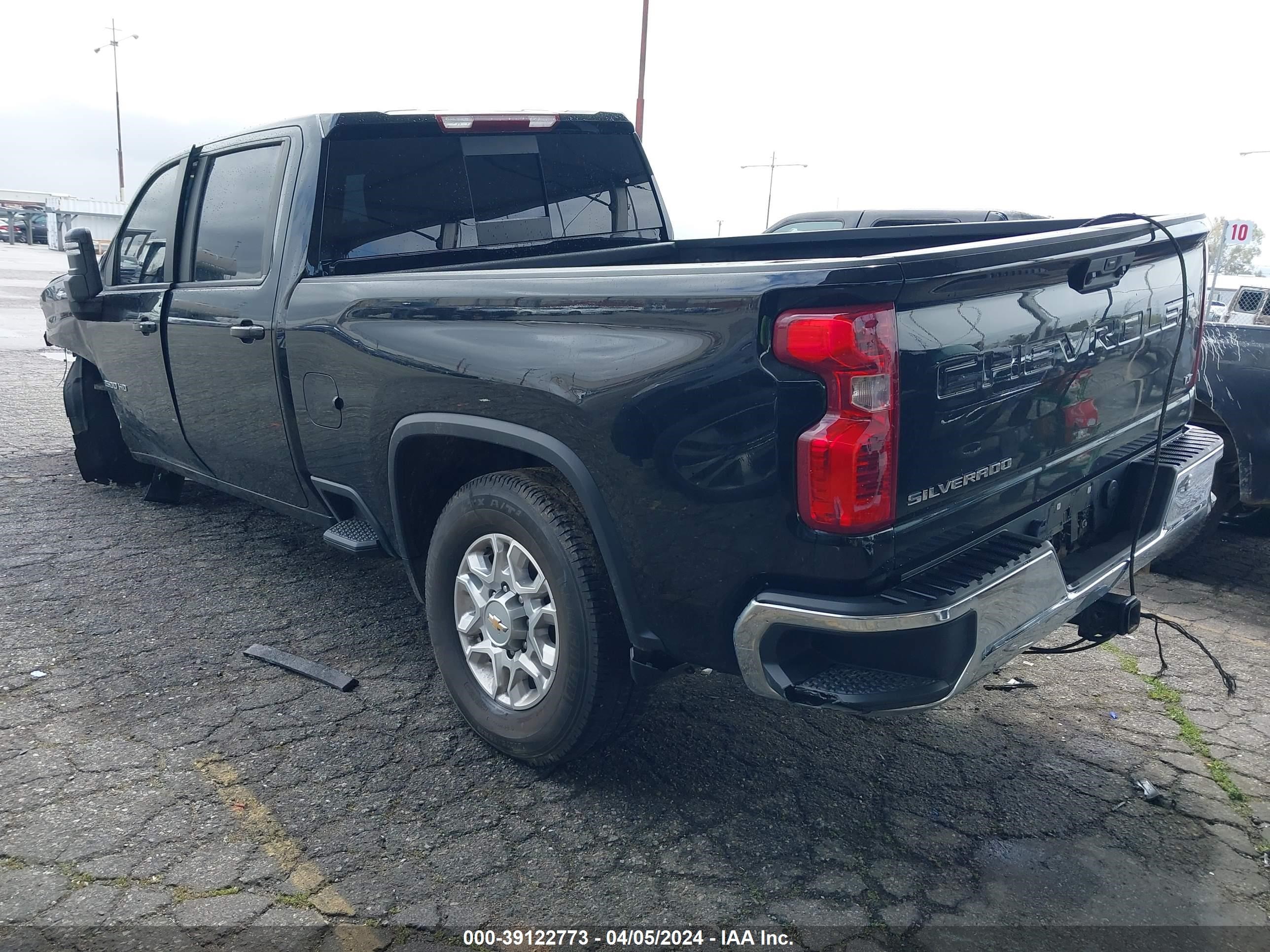 Photo 2 VIN: 2GC4YNEY3N1237034 - CHEVROLET SILVERADO 