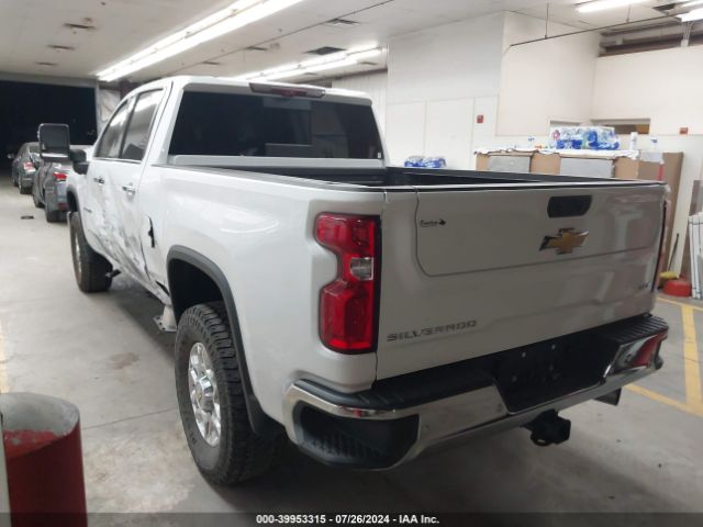 Photo 2 VIN: 2GC4YPEY2R1124029 - CHEVROLET SILVERADO HD 