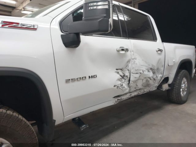 Photo 5 VIN: 2GC4YPEY2R1124029 - CHEVROLET SILVERADO HD 