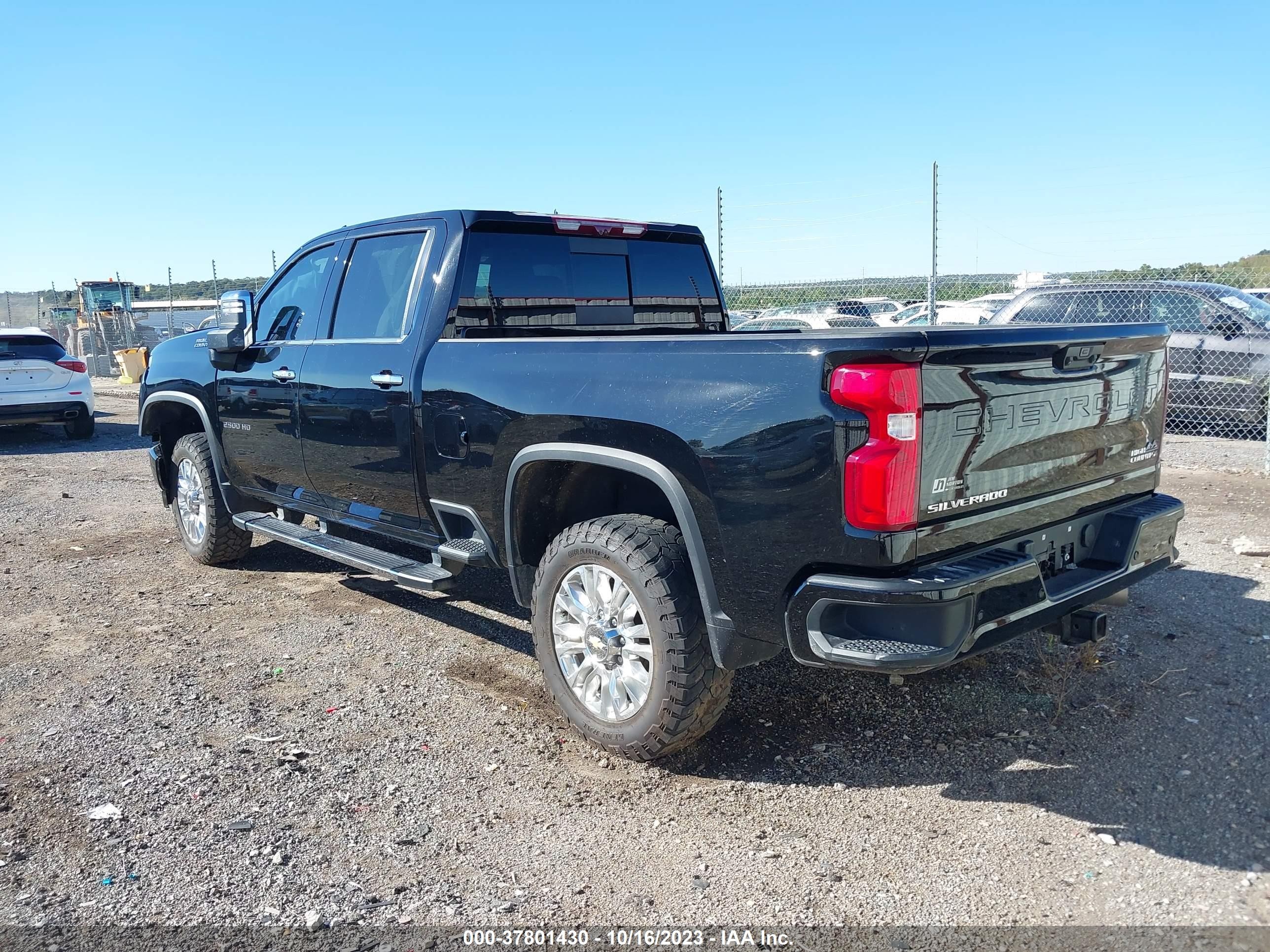 Photo 2 VIN: 2GC4YREY4N1214692 - CHEVROLET SILVERADO 