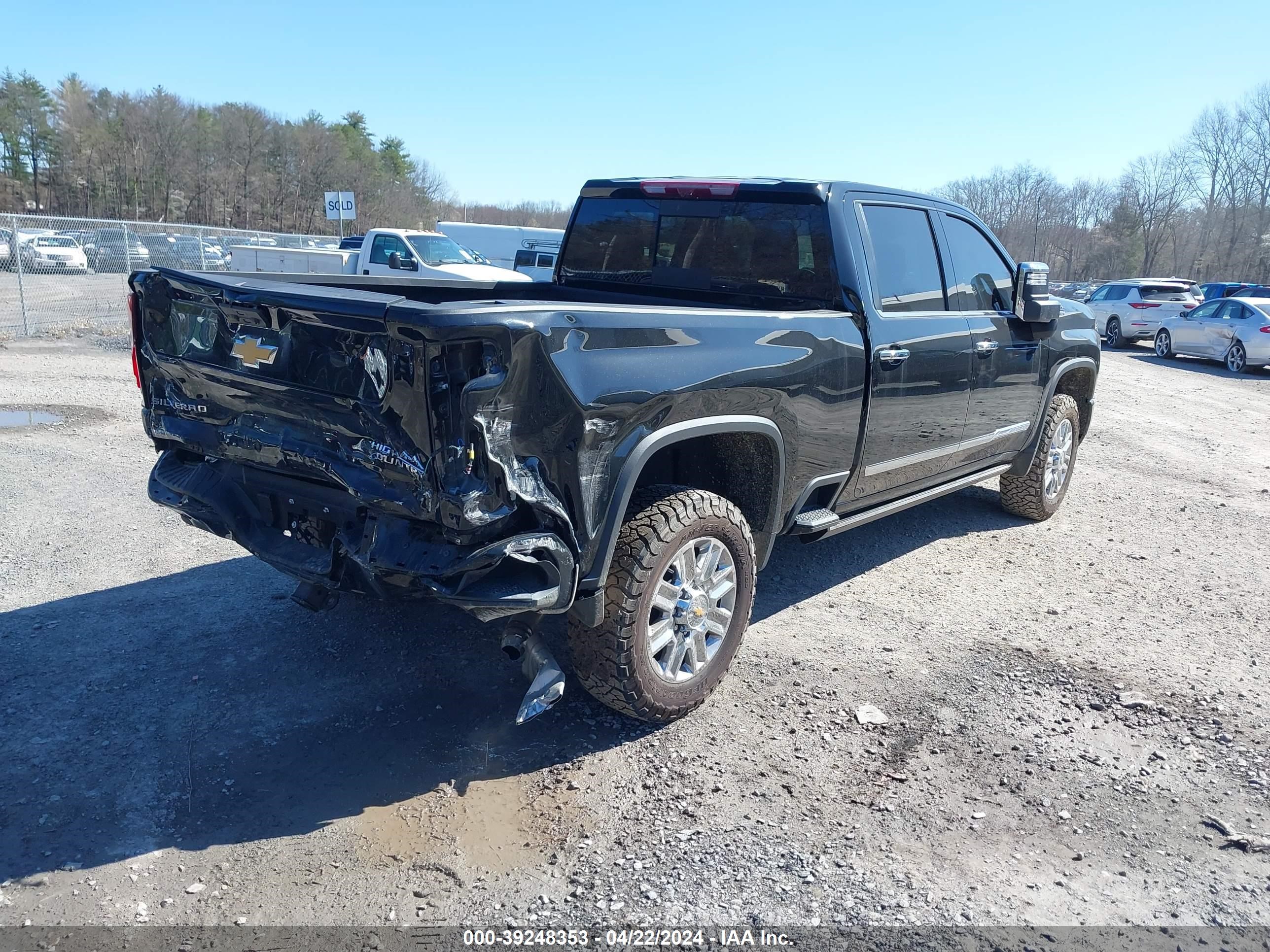 Photo 3 VIN: 2GC4YREY8R1120109 - CHEVROLET SILVERADO 