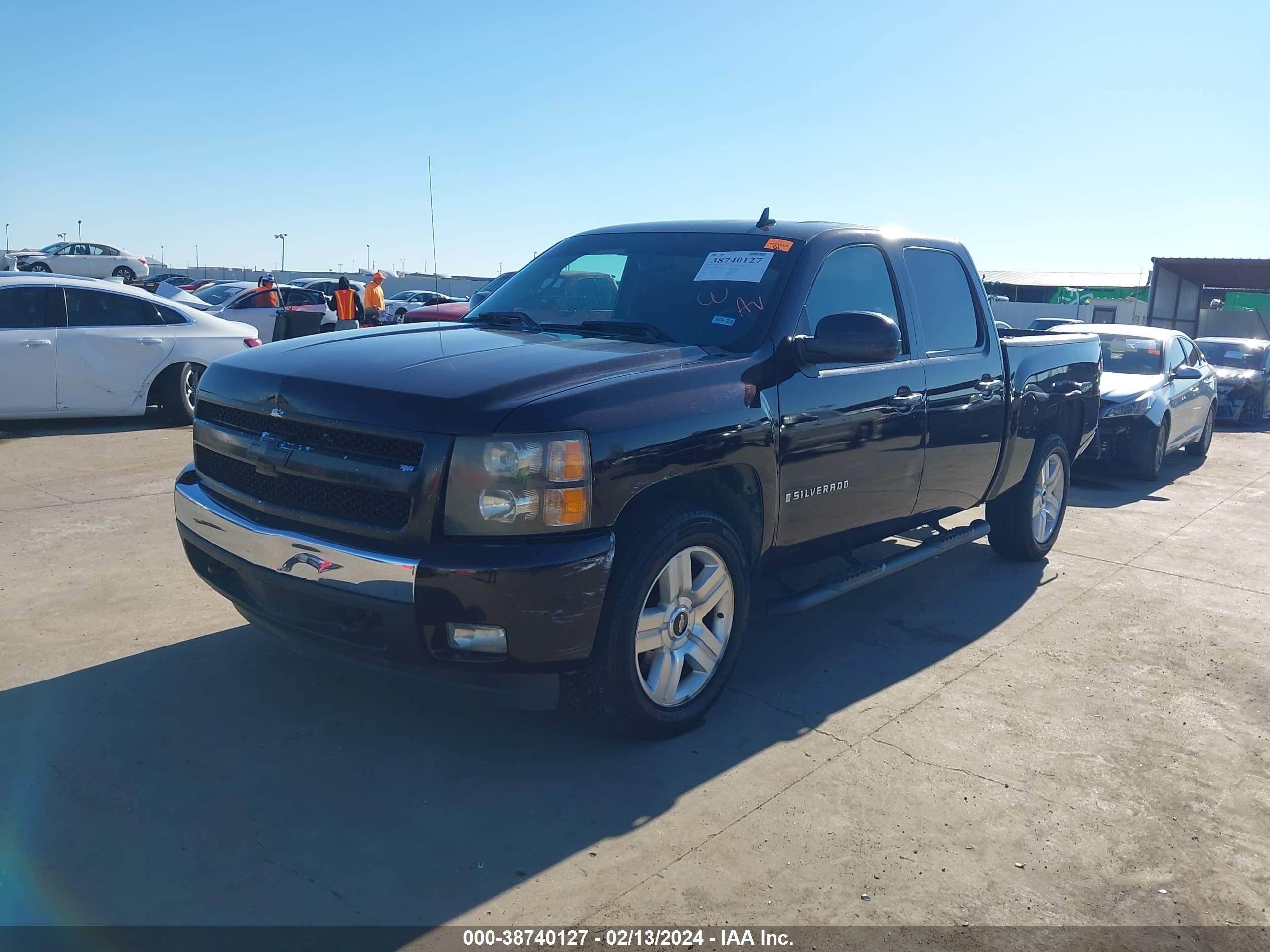 Photo 1 VIN: 2GCEC130181238695 - CHEVROLET SILVERADO 