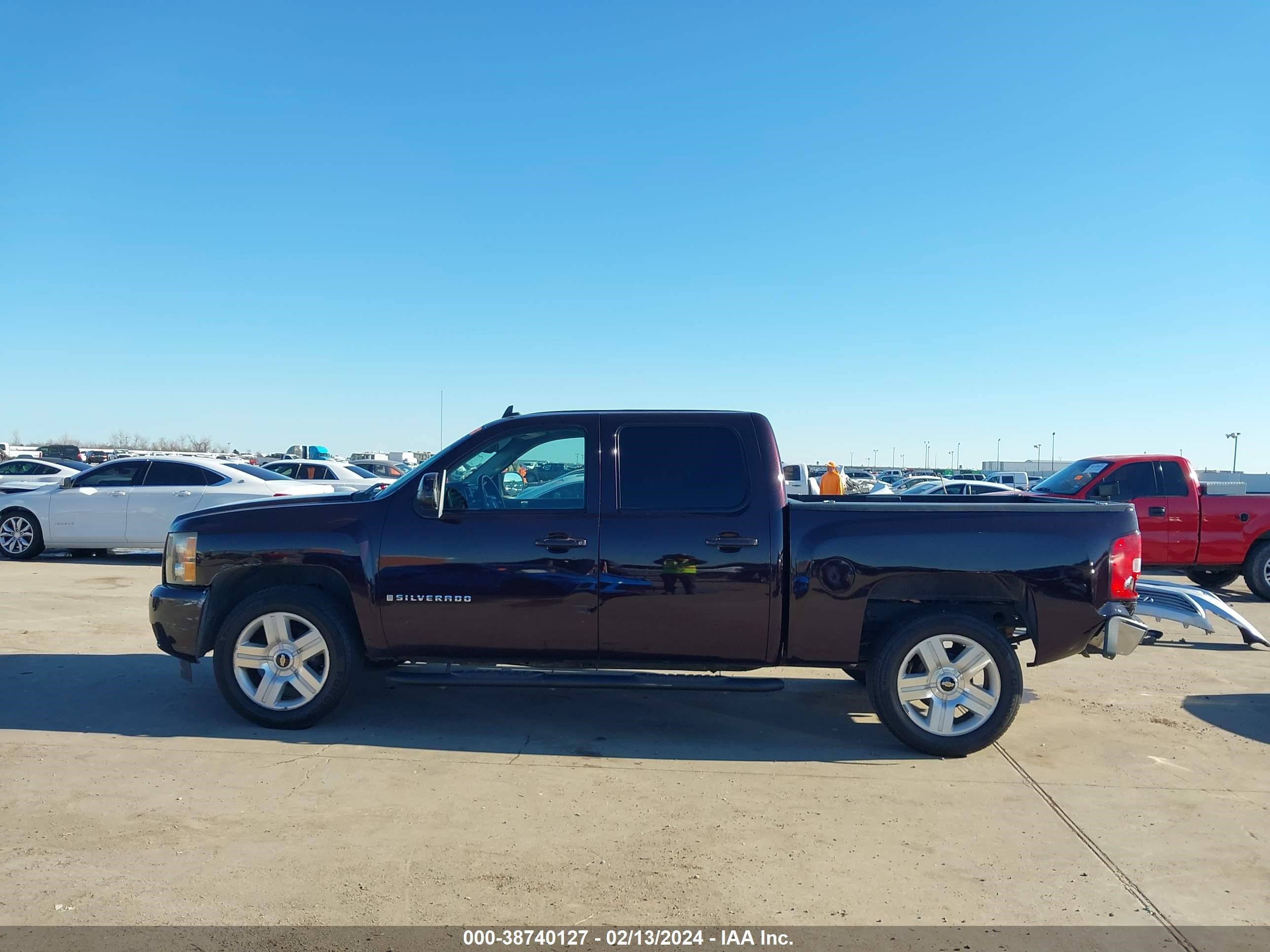 Photo 13 VIN: 2GCEC130181238695 - CHEVROLET SILVERADO 