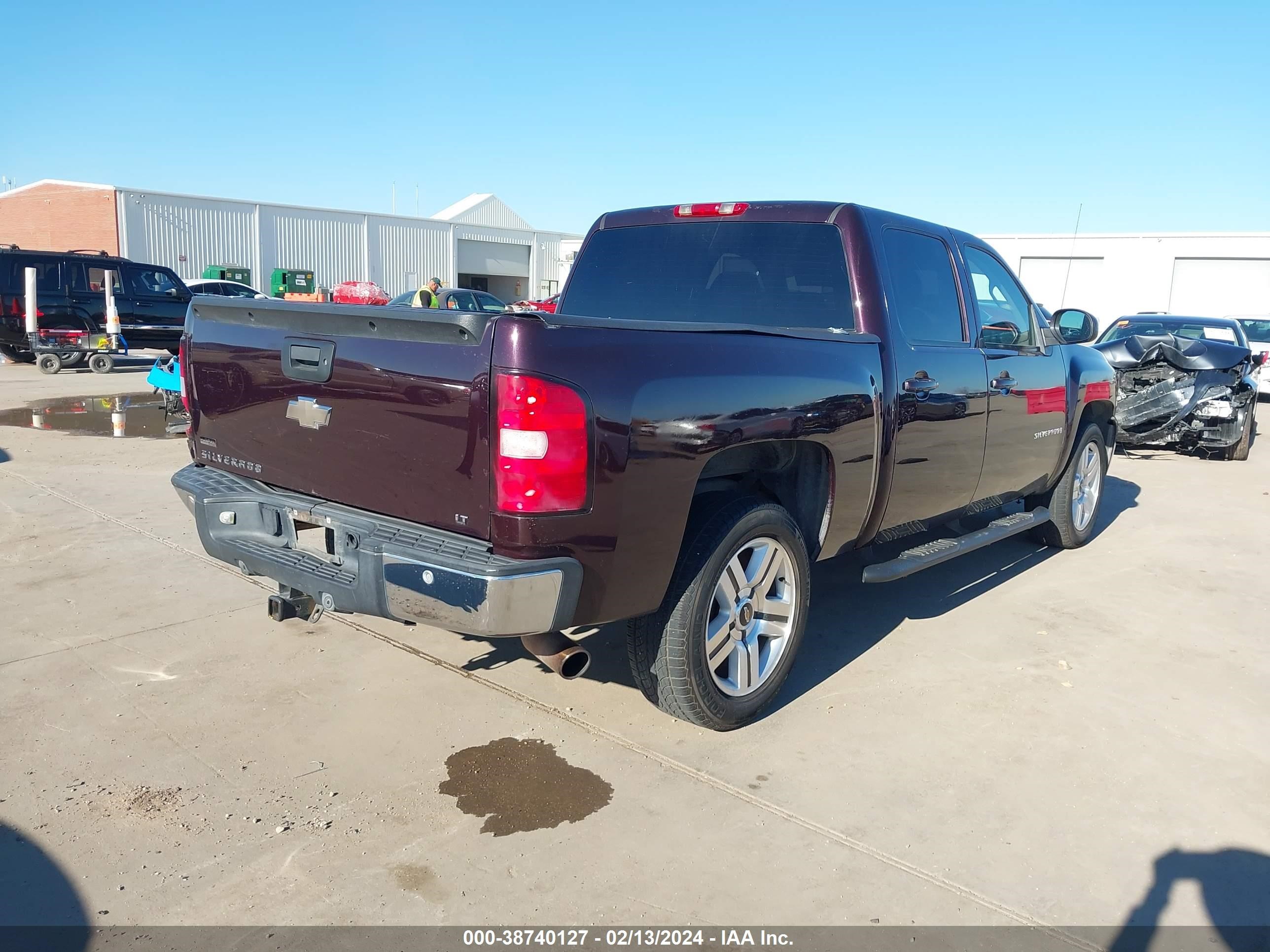 Photo 3 VIN: 2GCEC130181238695 - CHEVROLET SILVERADO 