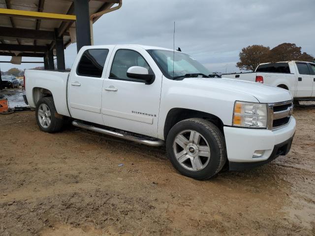 Photo 3 VIN: 2GCEC130X81182899 - CHEVROLET SILVERADO 