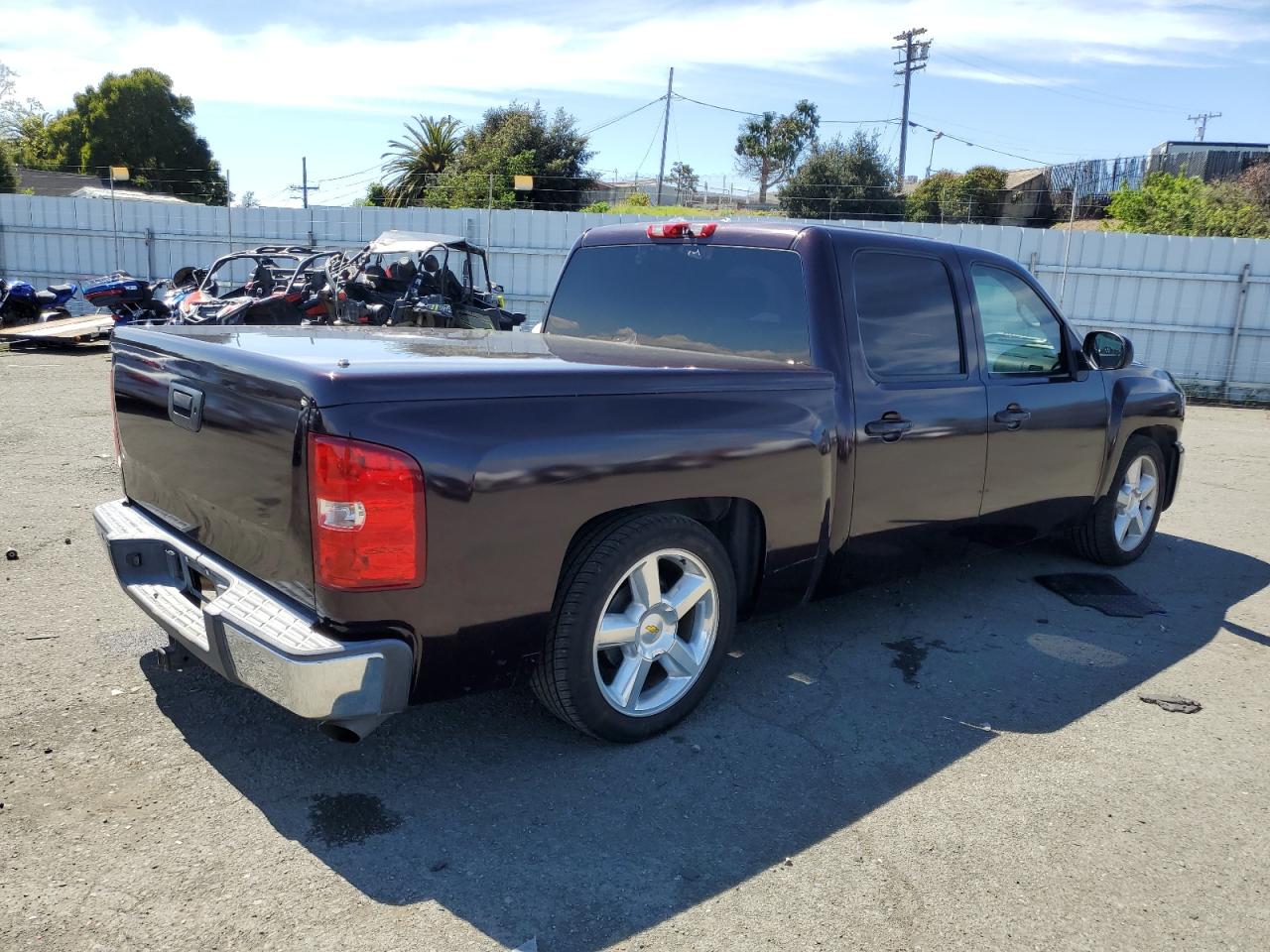 Photo 2 VIN: 2GCEC130X81302281 - CHEVROLET SILVERADO 