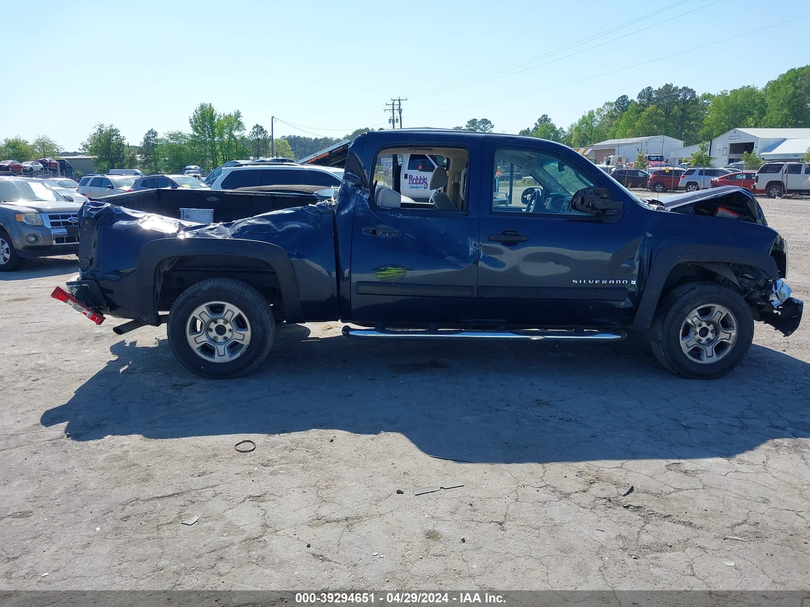 Photo 12 VIN: 2GCEC13C371542619 - CHEVROLET SILVERADO 