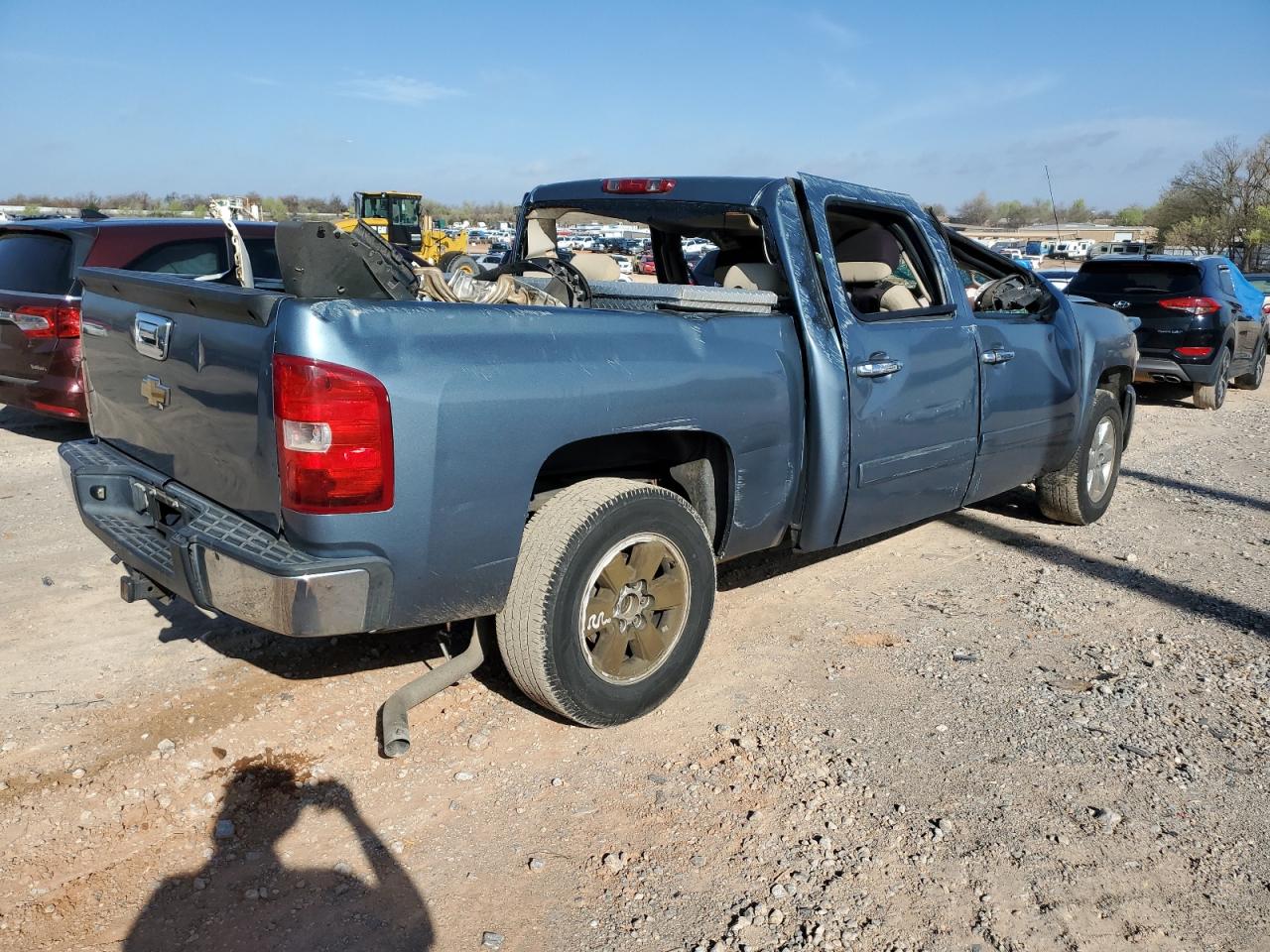 Photo 2 VIN: 2GCEC13C371648259 - CHEVROLET SILVERADO 