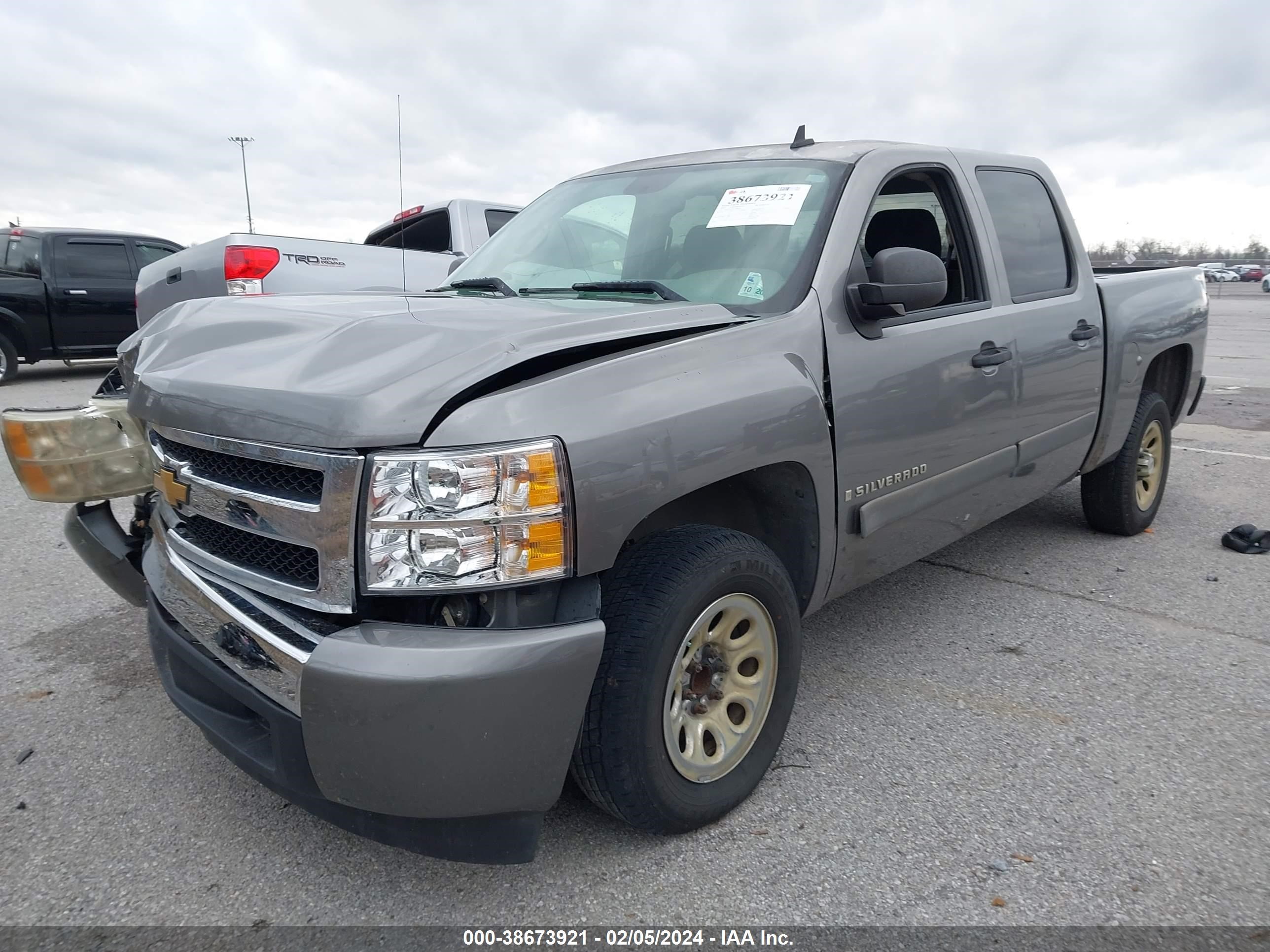 Photo 1 VIN: 2GCEC13C471708632 - CHEVROLET SILVERADO 